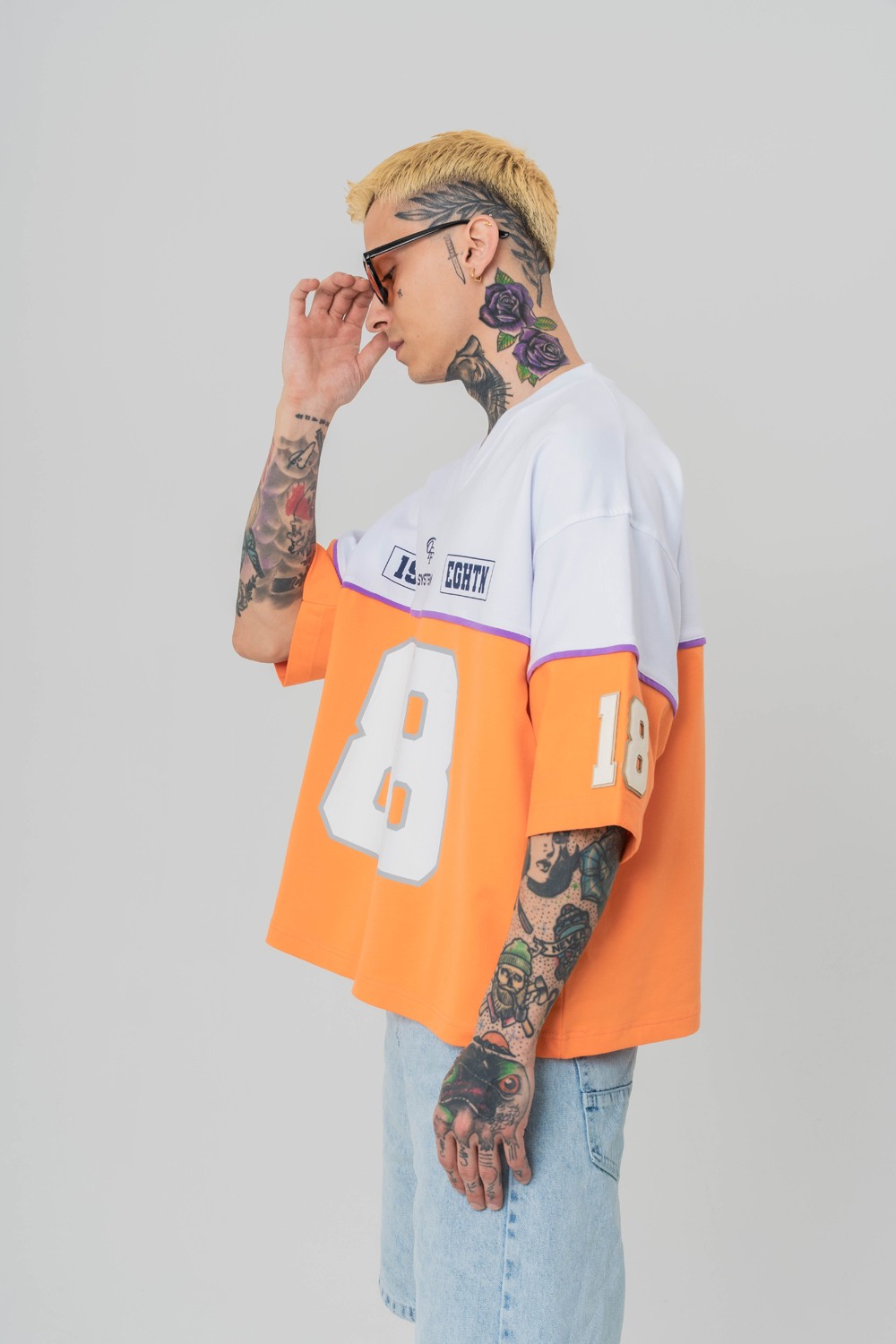 Eighty-Eight V Yaka Oversize T-shirt