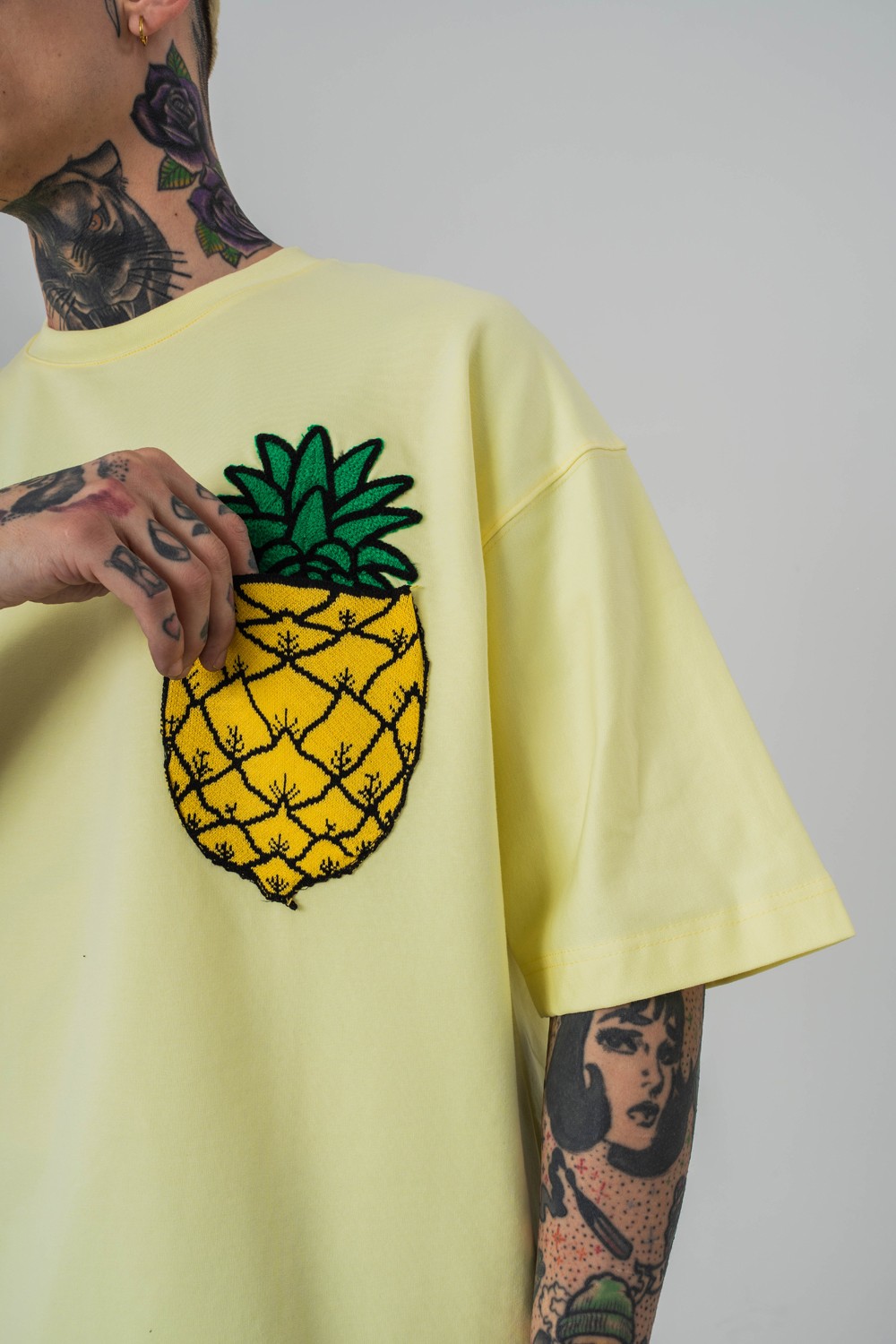 Pineapple Nakış Cep Detaylı Oversize T-shirt