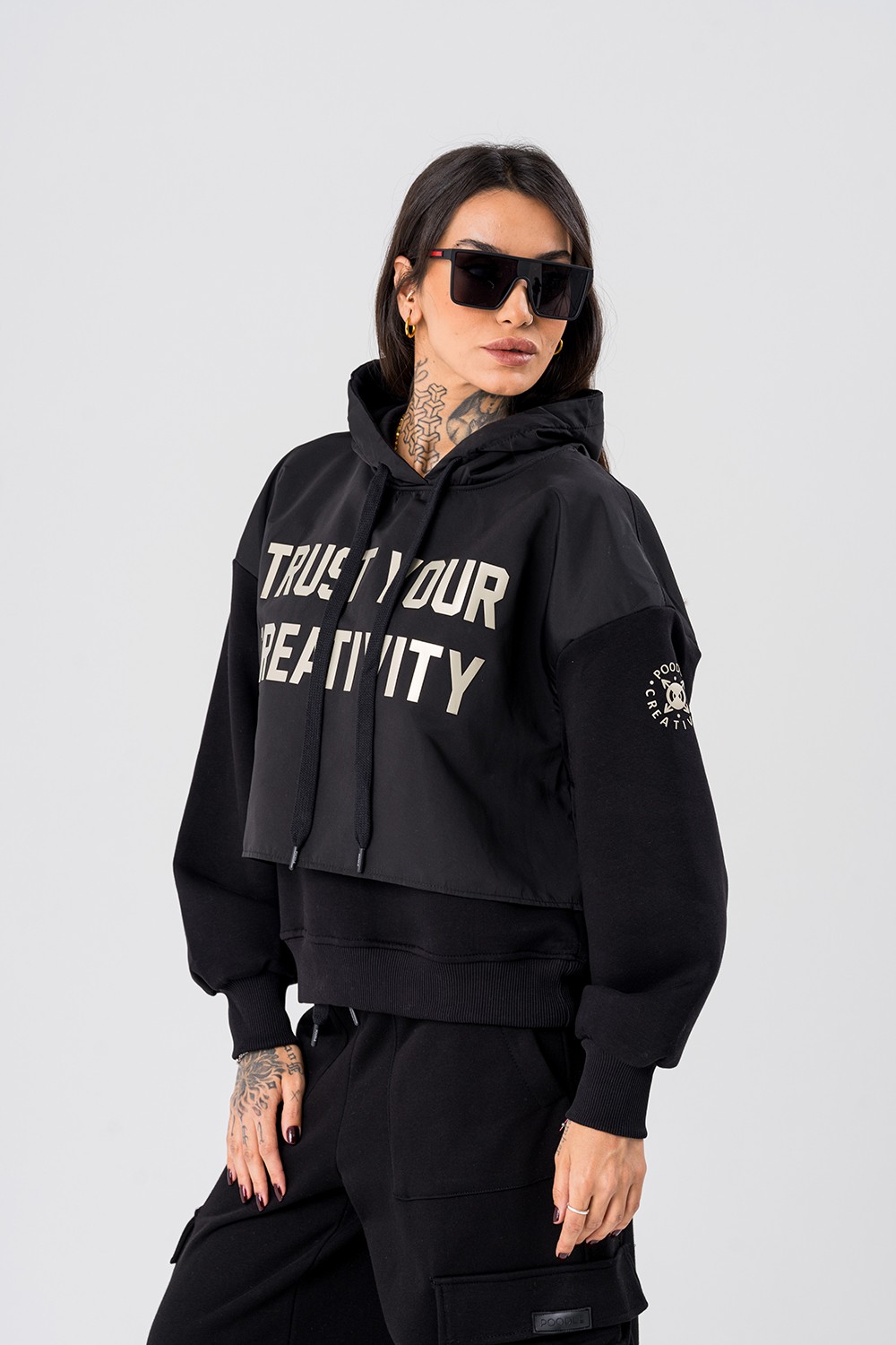 Trust Ön Eklentili Kapüşonlu  Kadın Sweatshirt