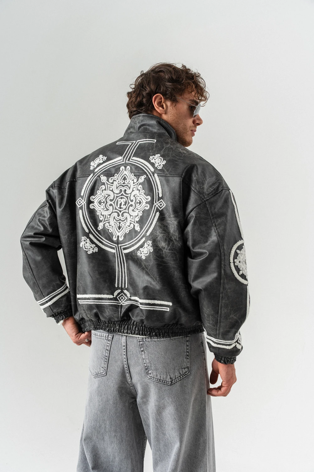 Stonepath Cep ve Nakış Detaylı Deri Mont