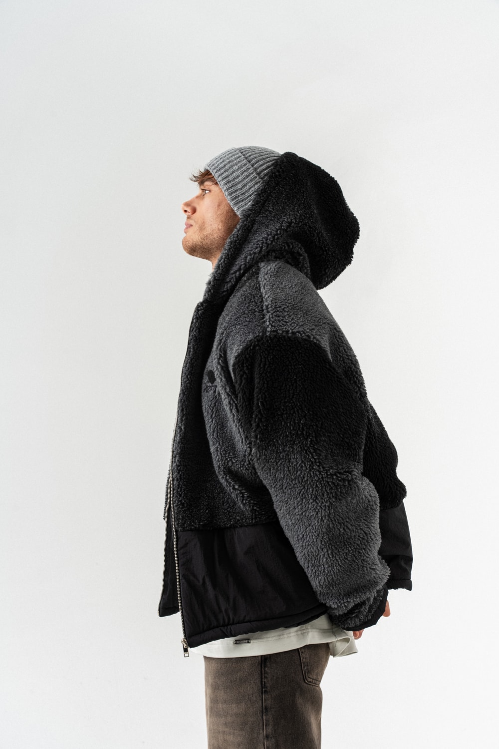 Grayscale Fermuarlı Polar Mont