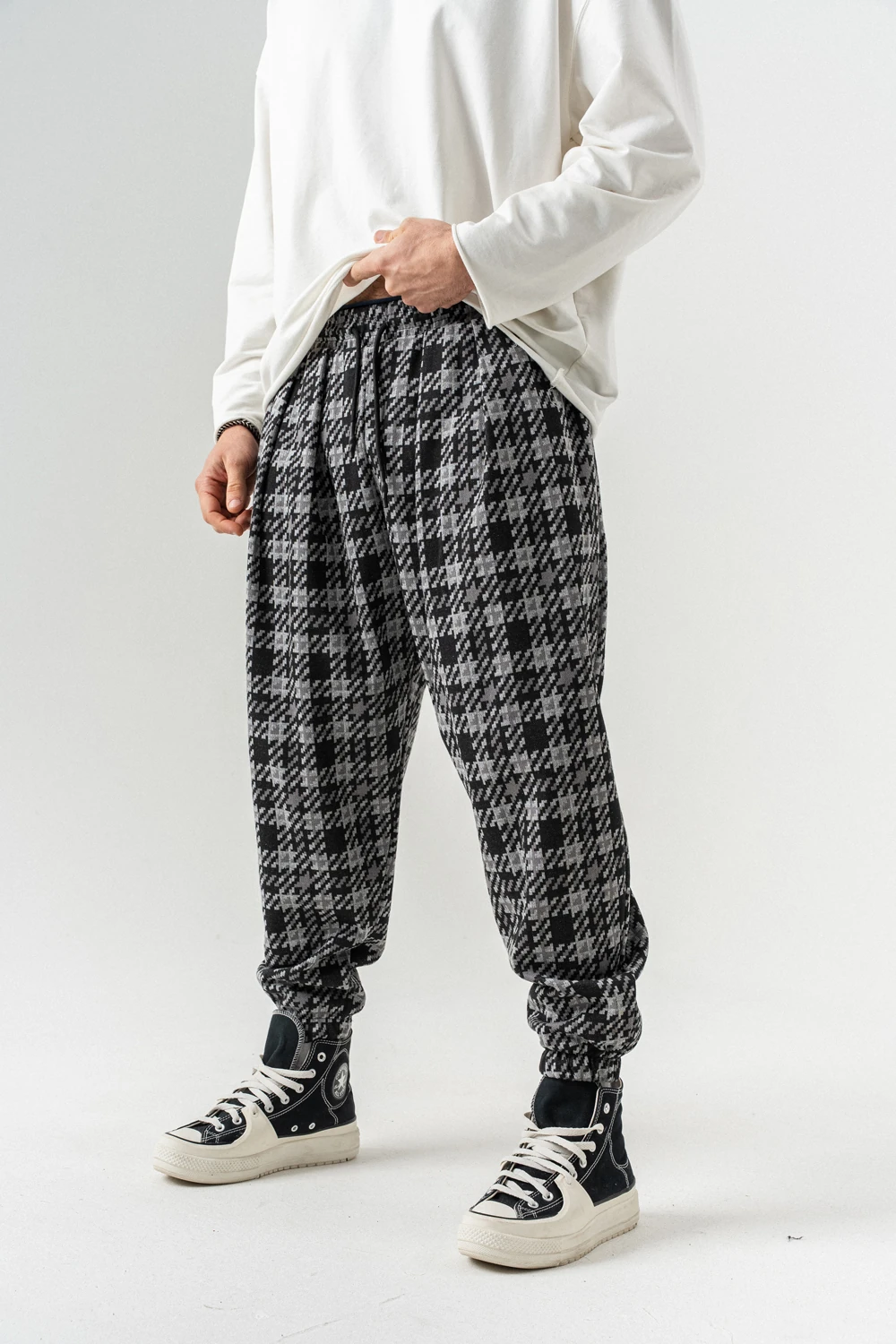 Plaid Bel ve Paça Lastikli Pileli Şalvar - Gri