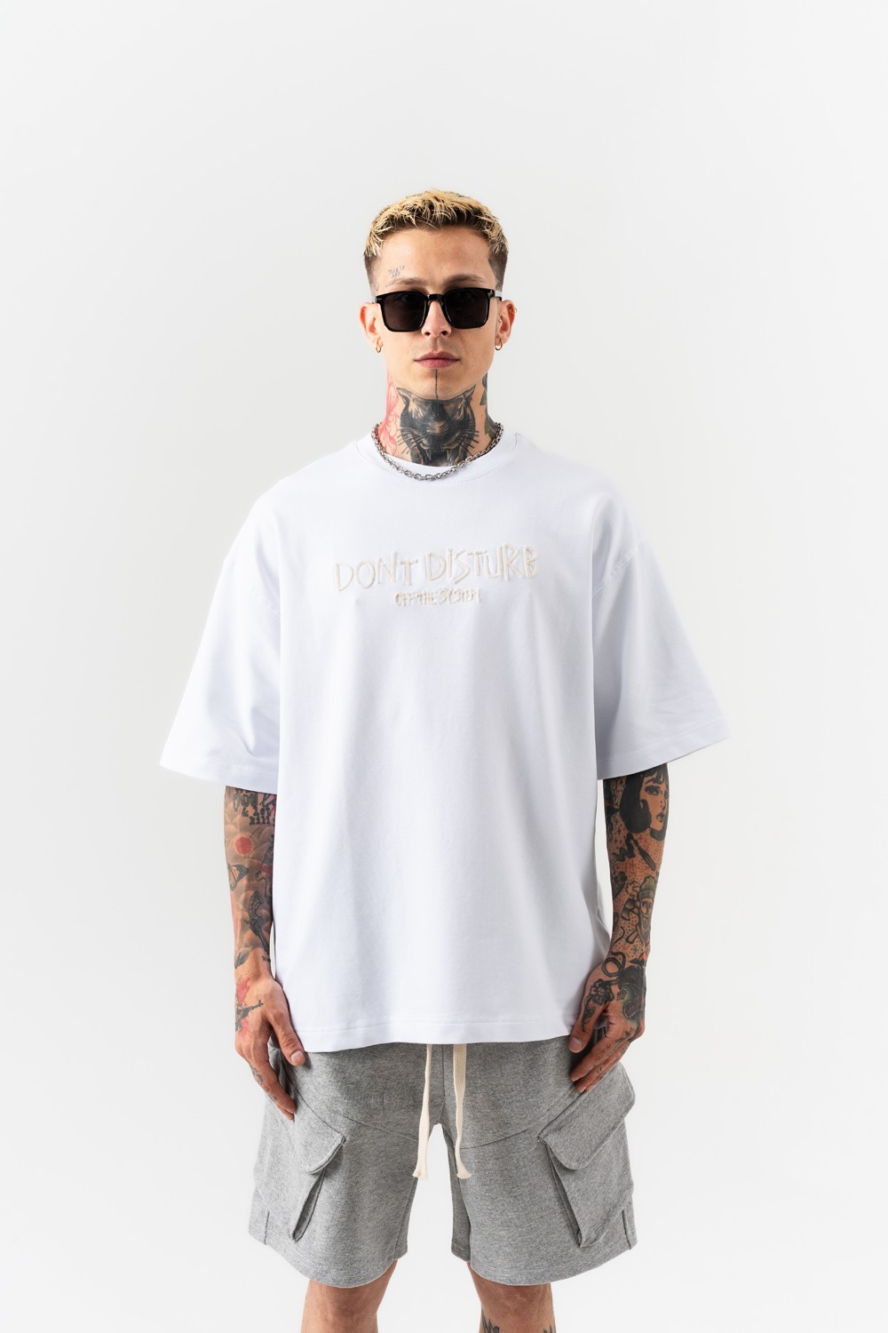 Disturb Nakış Detaylı Oversize T-shirt - Beyaz
