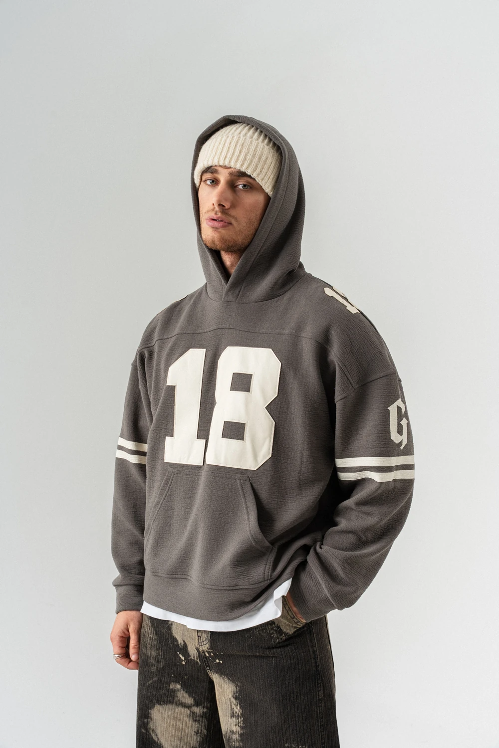 Guard 18 Patch Nakışlı Kapüşonlu Sweatshirt - Antrasit