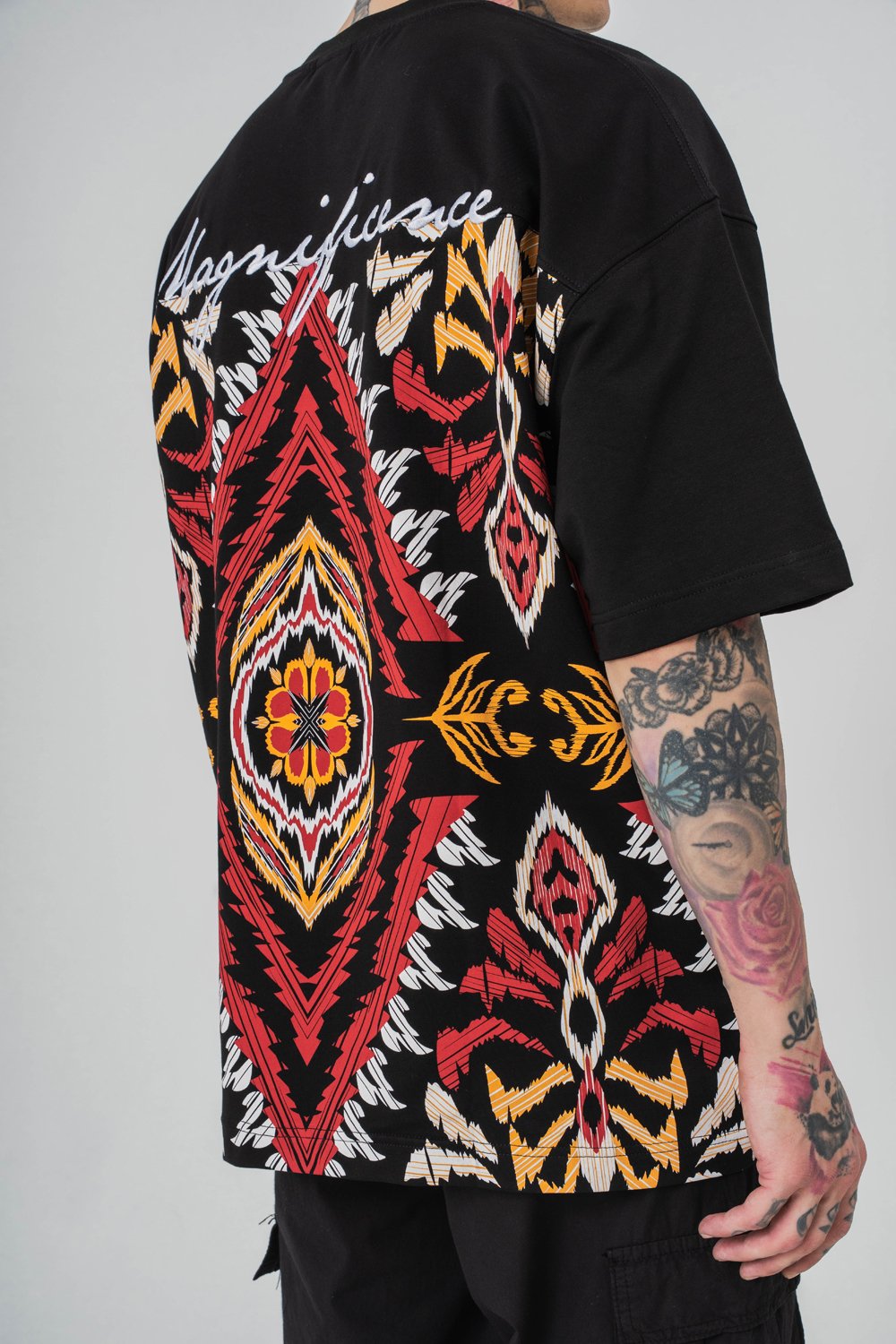 Magnificence Motif ve Nakış Detaylı Oversize T-shirt
