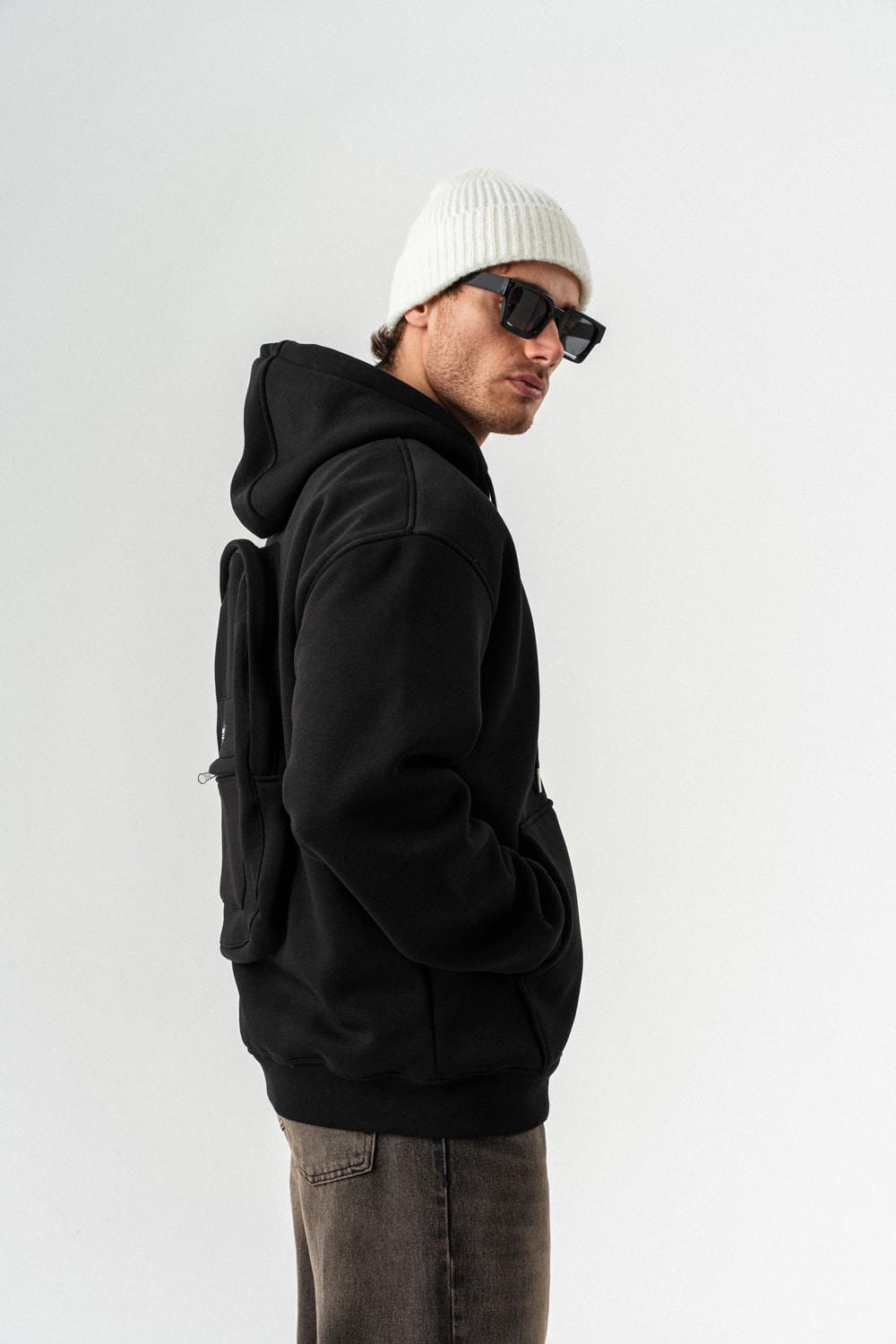 Basebag Fermuarlı ve Sırt Çantası Detaylı Kapüşonlu Sweatshirt (Bere Hediyeli)
