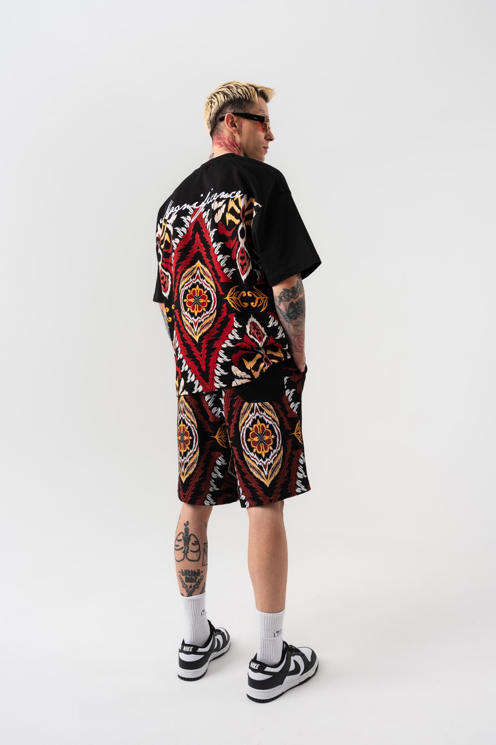 Magnificence Motif ve Nakış Detaylı Oversize T-shirt