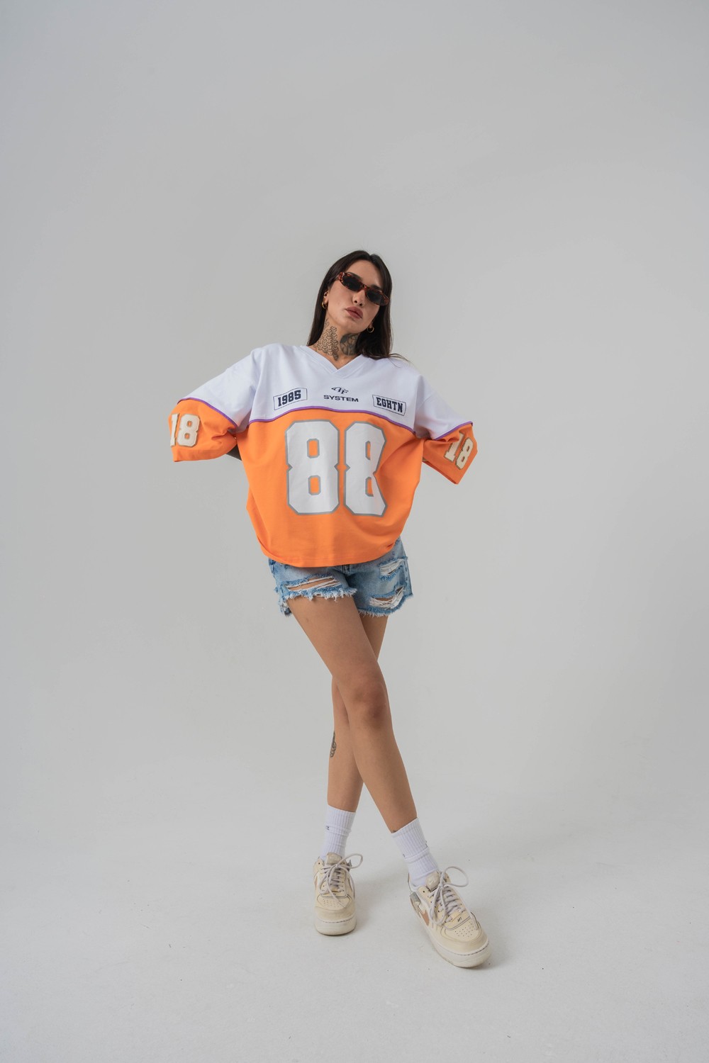 Eighty-Eight V Yaka Oversize T-shirt