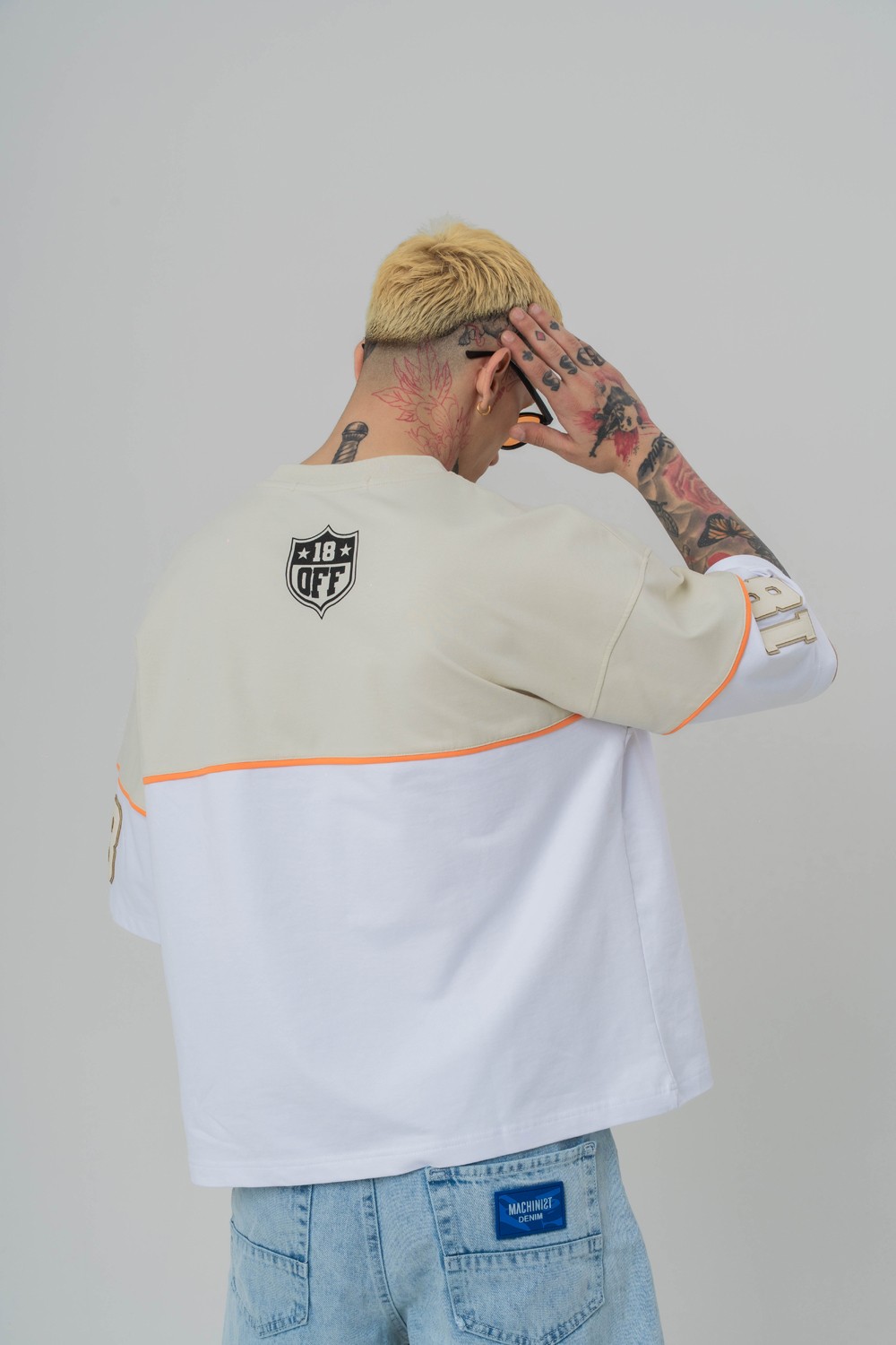 Eighty-Eight V Yaka Oversize T-shirt