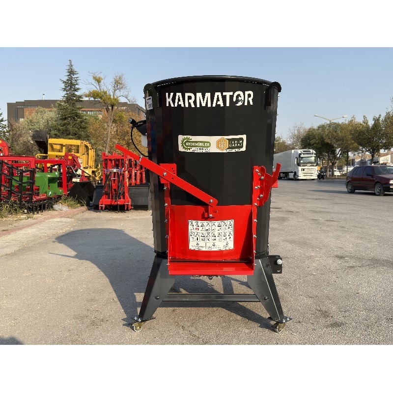 Belotti Karmator Elektrikli Yem Karma Makinesi 220 Volt-1 m³