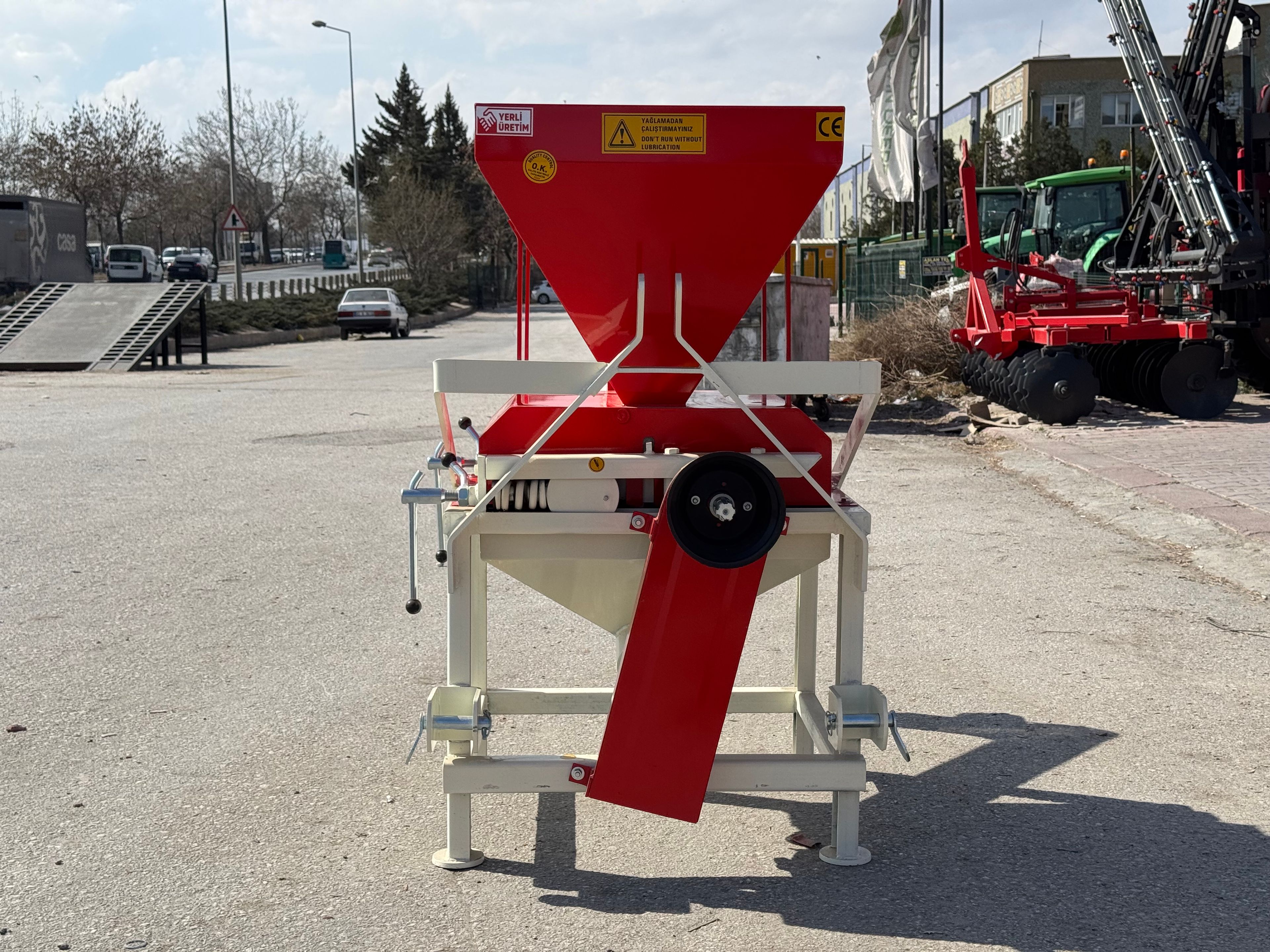 Tarımgaraj Şaftlı Yem Ezme Makinesi 50’lik