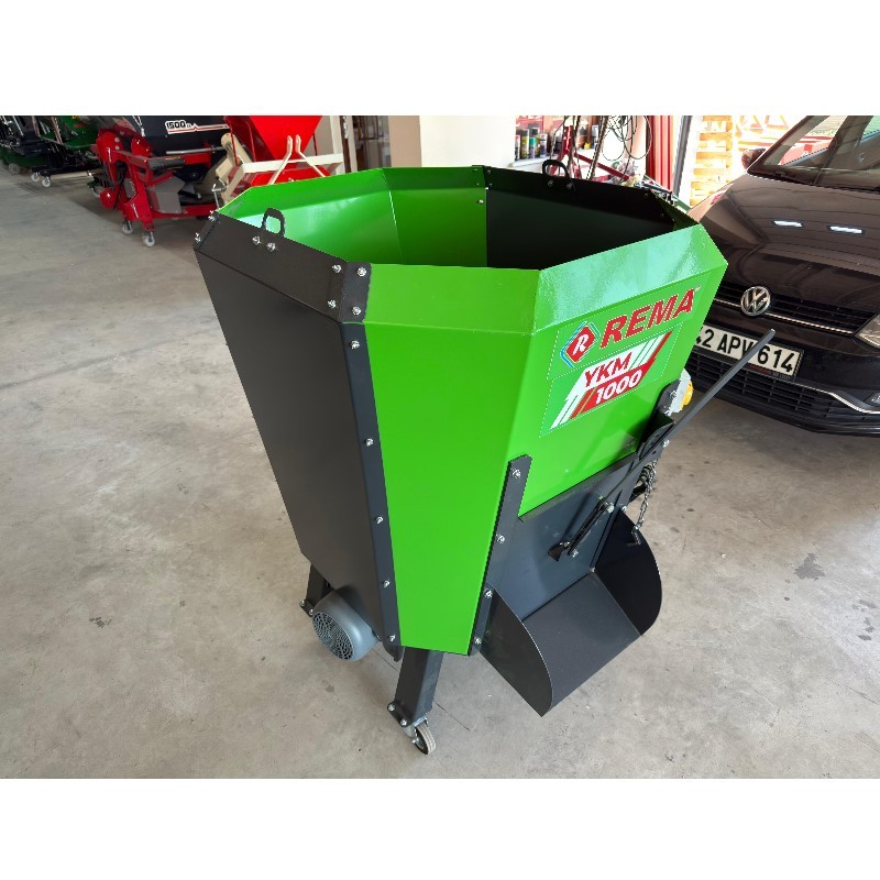 Rema YKM1000 Elektrikli Yem Karma Makinesi – 1 m³