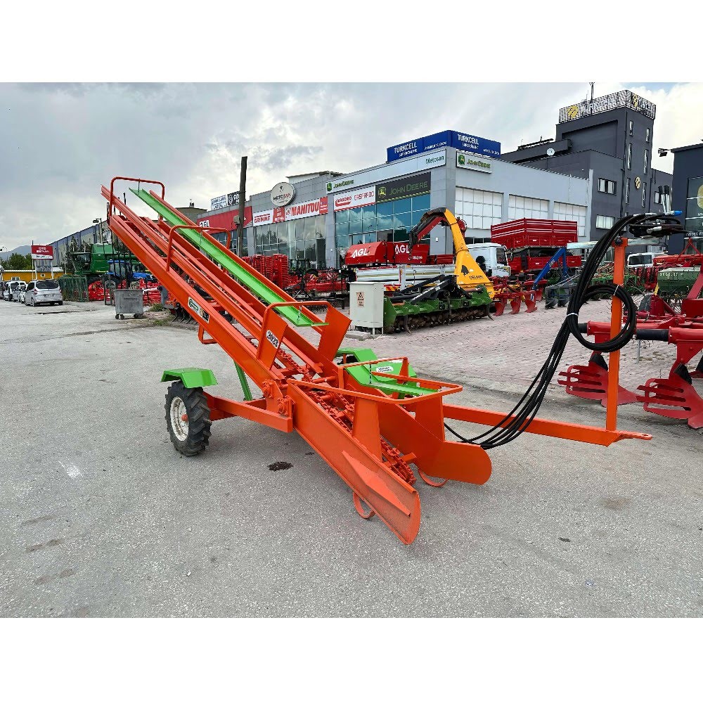 Asya Hidromotorlu Balya Toplama Makinası-Çift Pistonlu-4.3 Metre Yükseklik