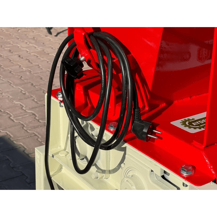 Tarım Garaj Elektrikli Yem Ezme Makinası 30’luk 4 HP