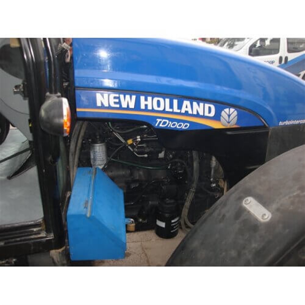 New Holland TD 100 D Traktör Kabin Paspası