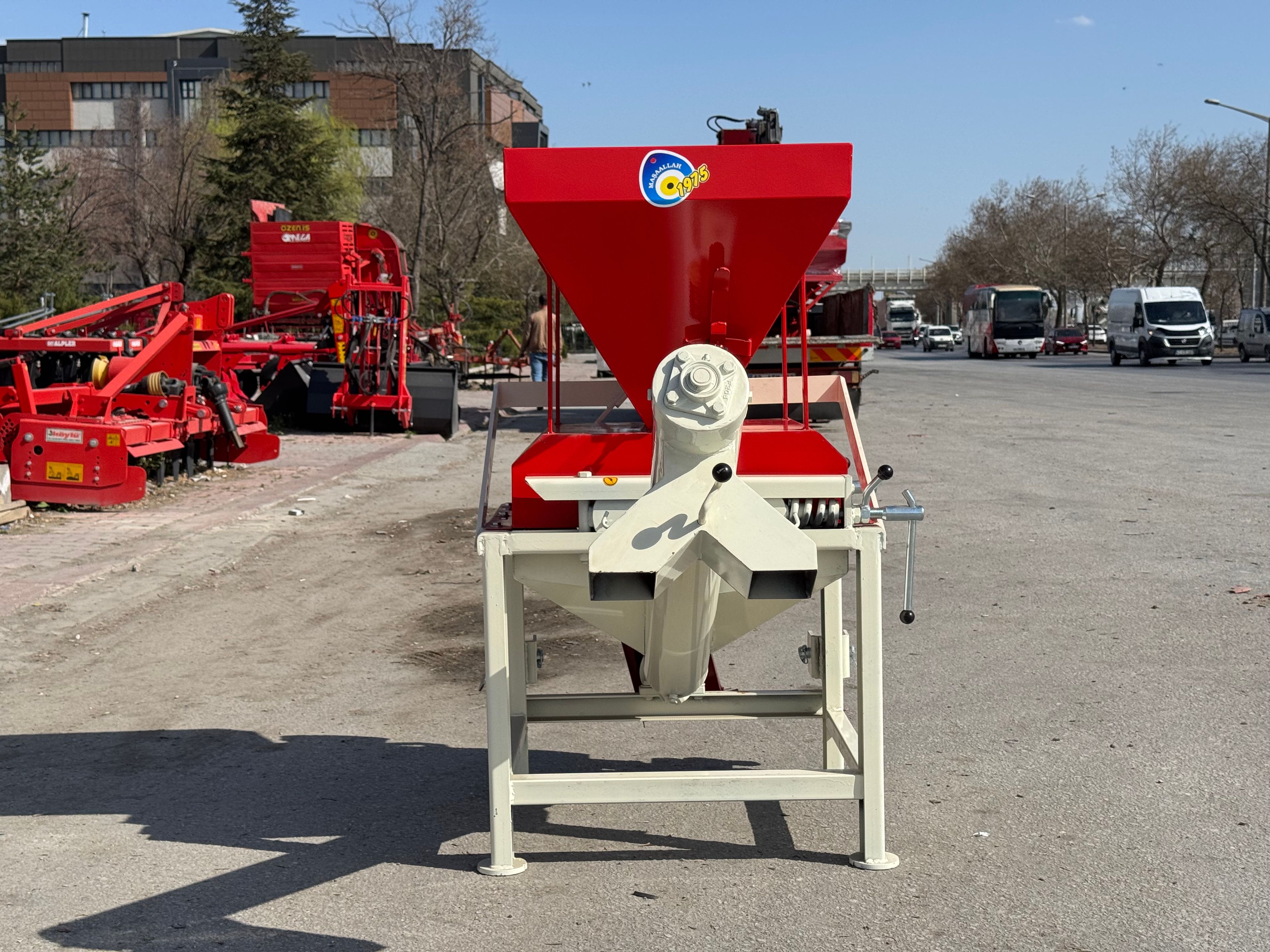 Tarımgaraj Şaftlı Yem Ezme Makinesi 50’lik