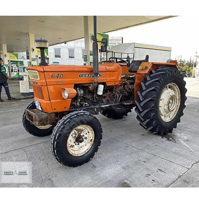 Türk Fiat 640 Traktör Kaporta Kılıfı Branda ve Koltuk Kılıfı Seti