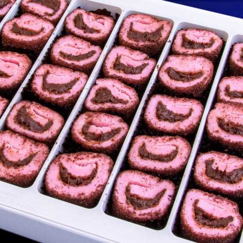 Çilekli Böğürtlenli Çikolatalı Lokum Küçük Paket 300g
