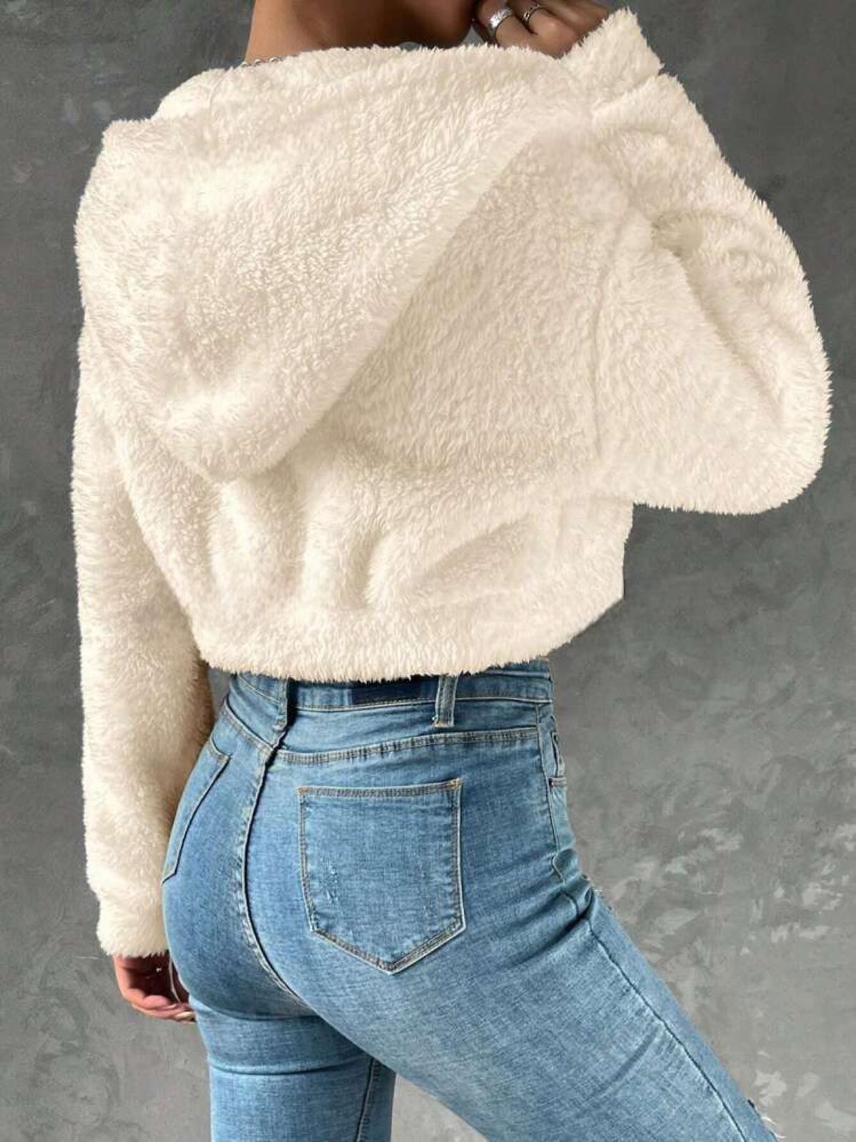 Kadın Peluş Crop Fitted Kapşonlu Zip Fermuarlı Polar Hırka Sweatshirt - Kırık Beyaz