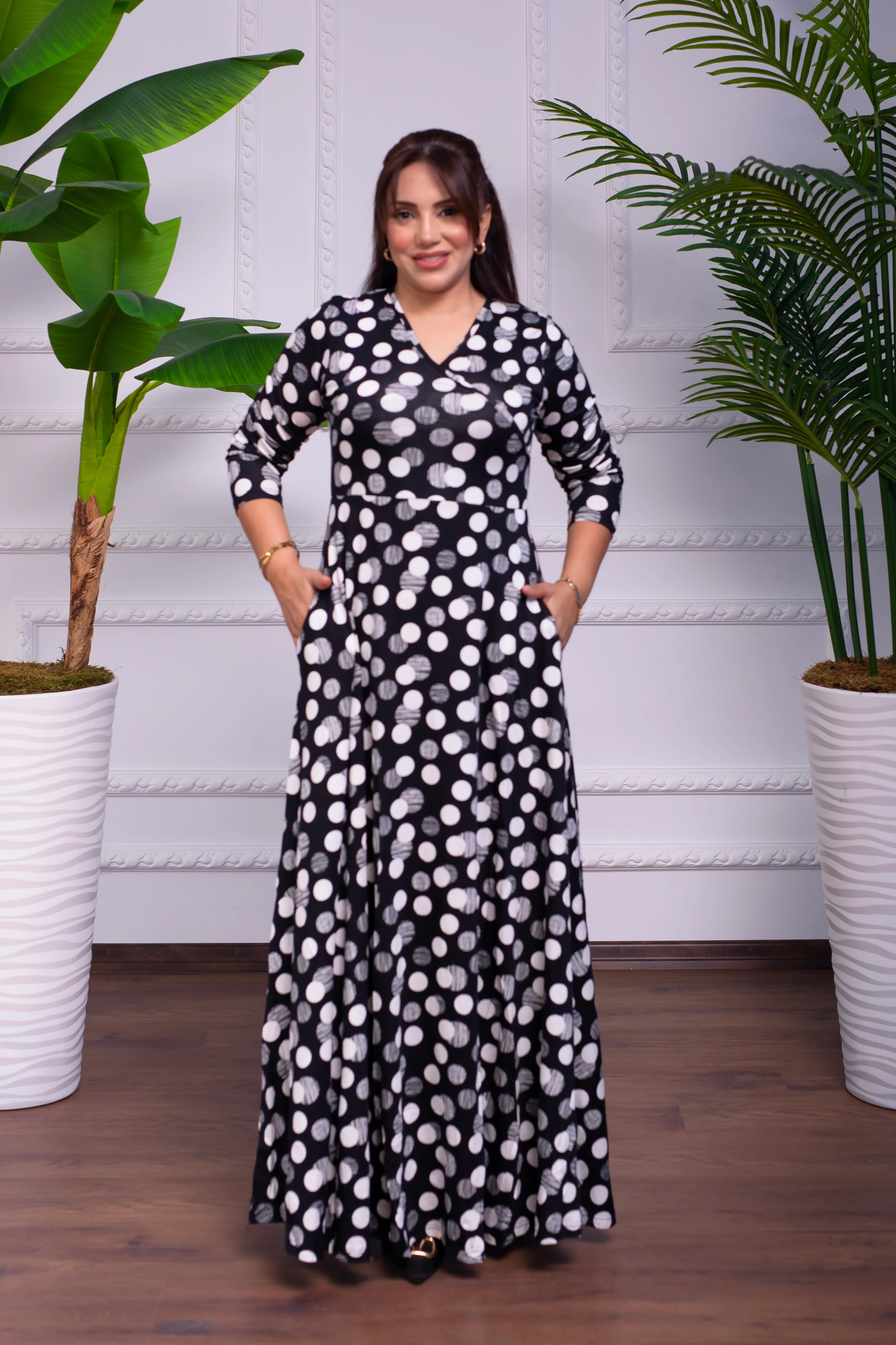 PUANTİYELİ UZUN PENYE ELBİSE