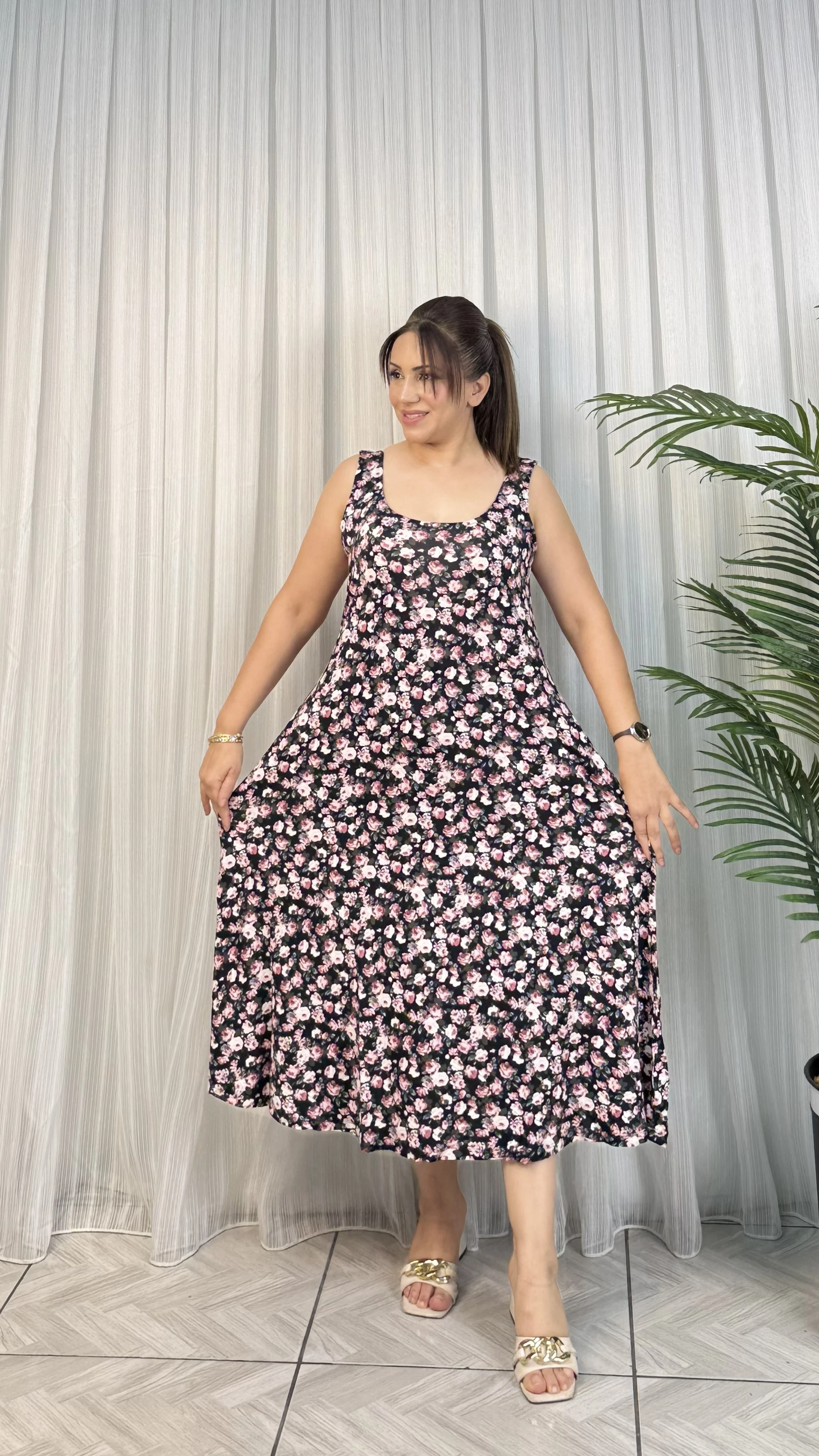 PEMBE TOMURCUK ASKILI ELBİSE 