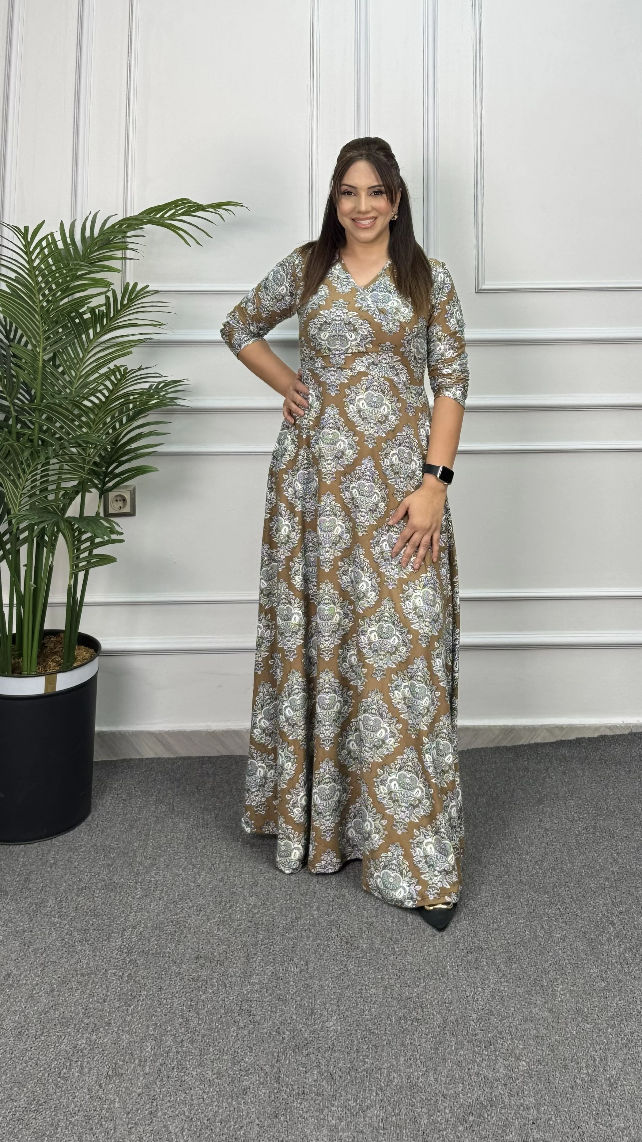 KRUVAZE YAKA UZUN ELBİSE 