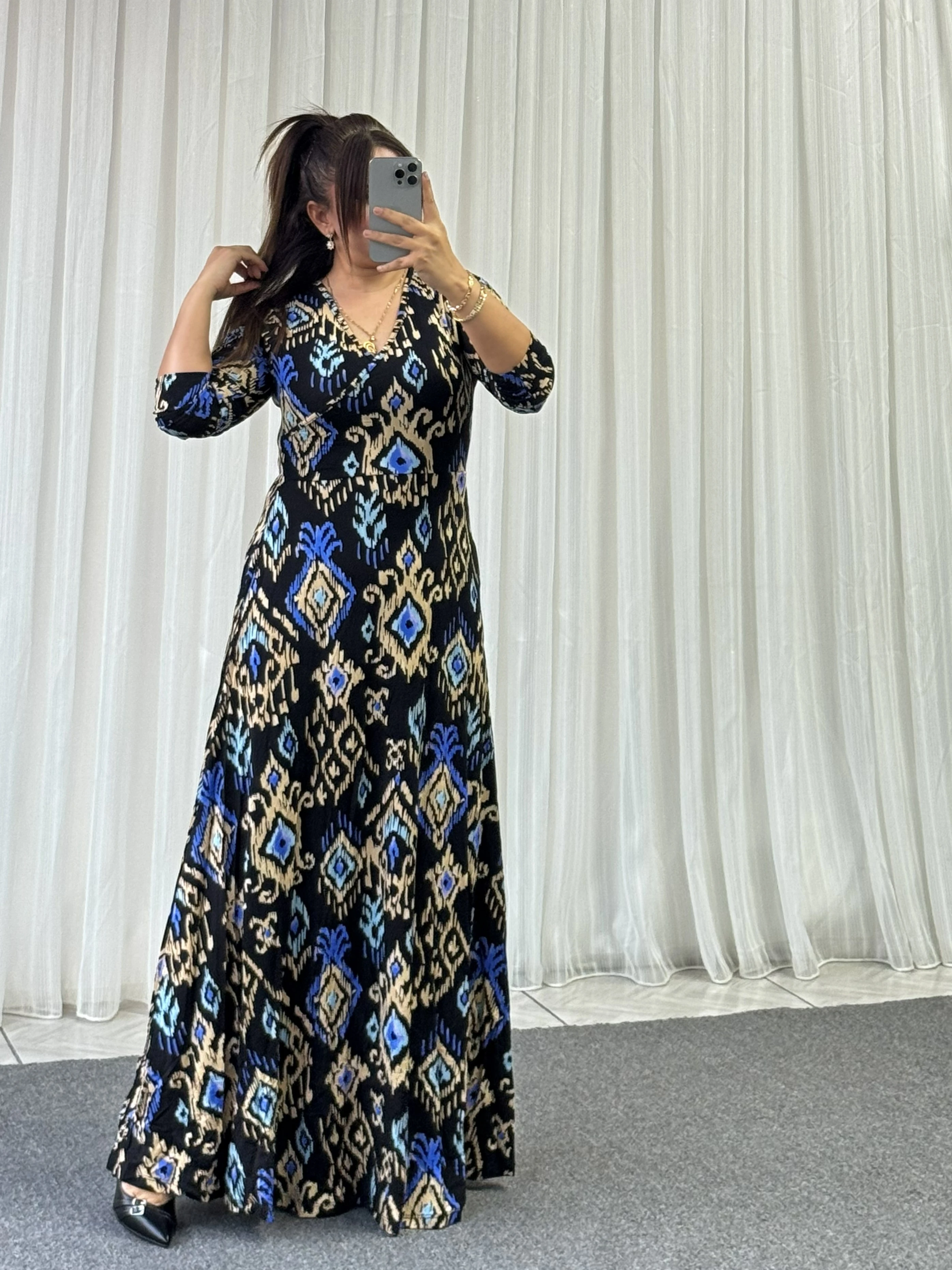 MAVİ DESENLİ KRUVAZE YAKA PENYE UZUN ELBİSE 