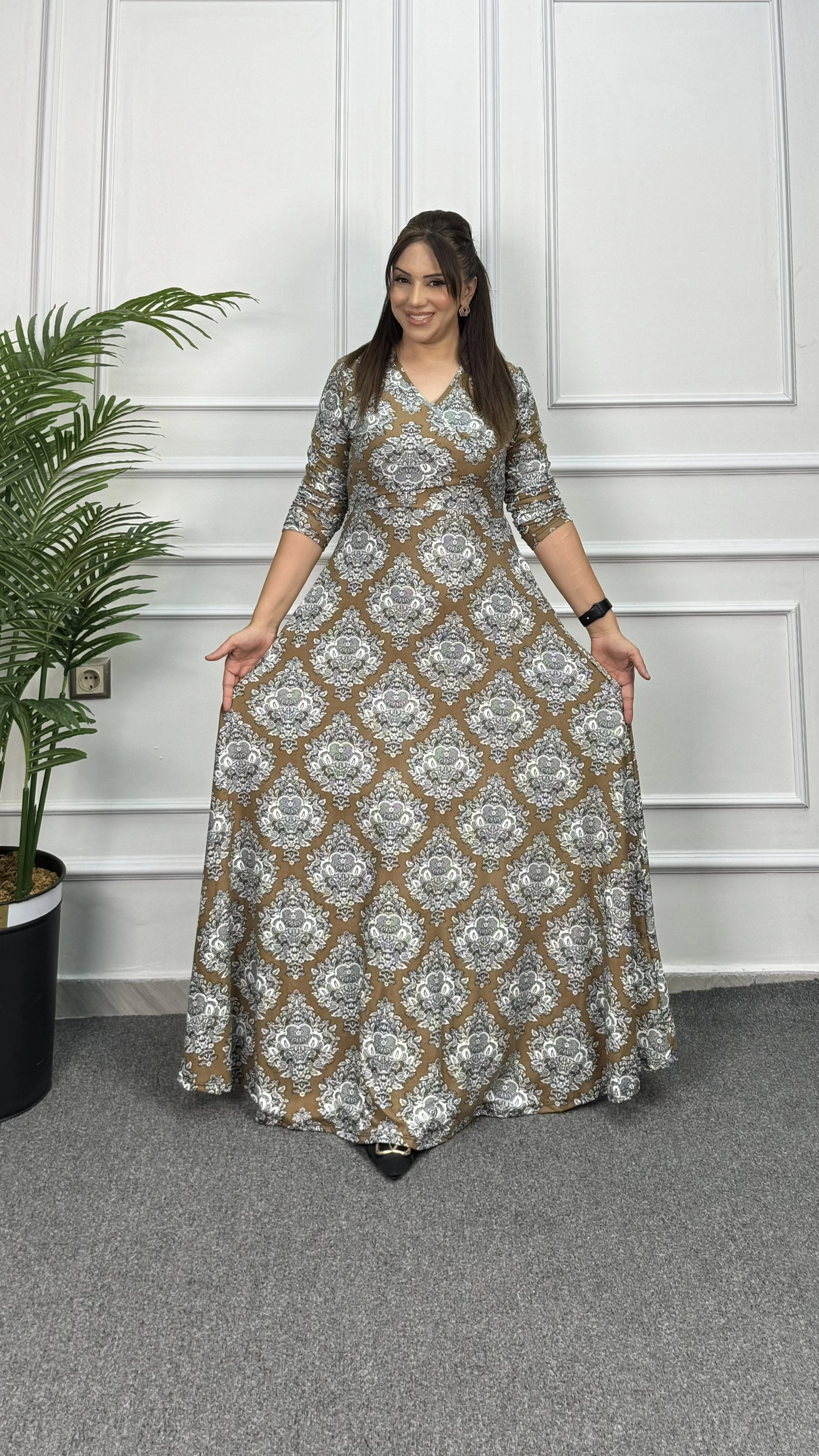 KRUVAZE YAKA UZUN ELBİSE 