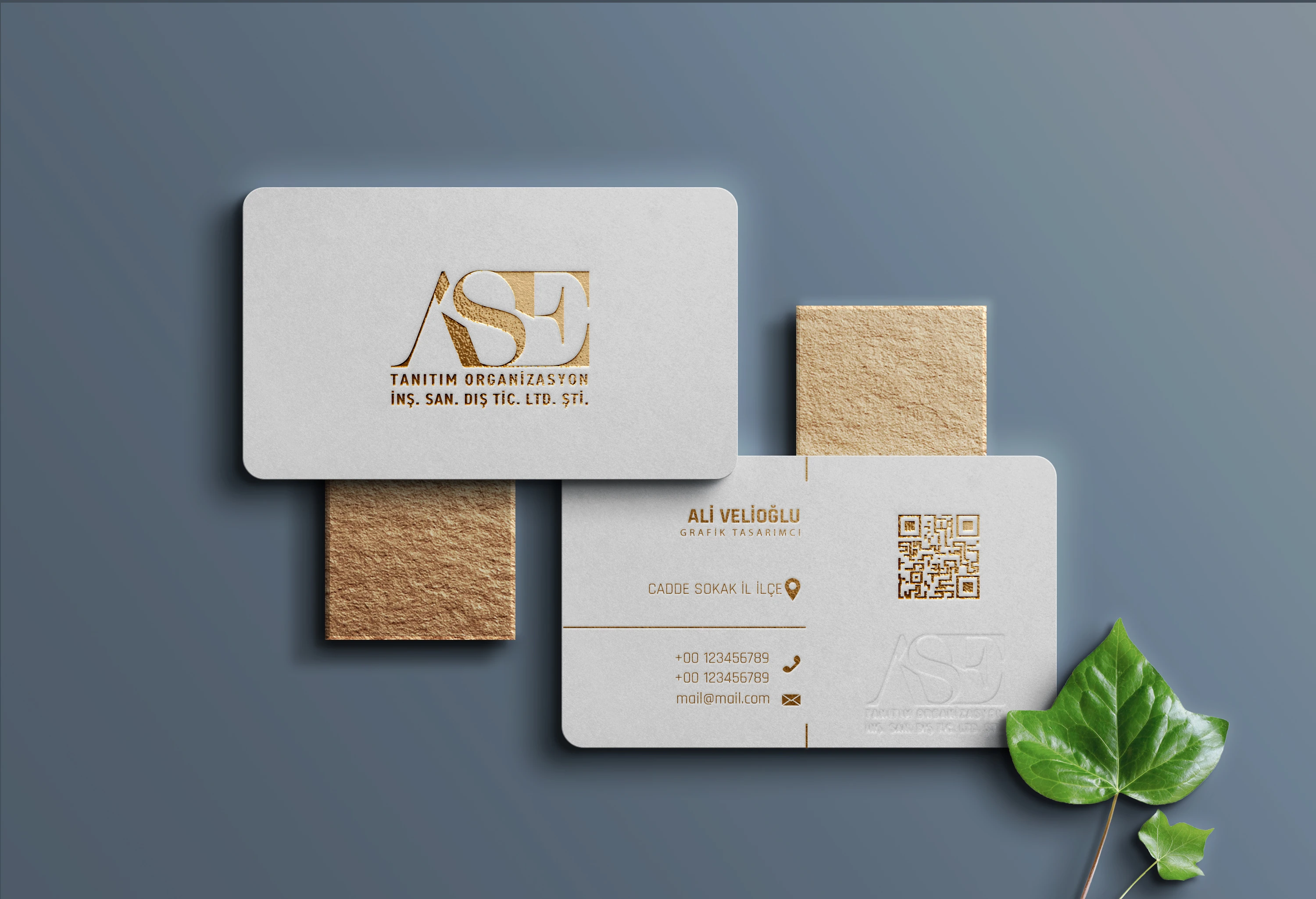 Varak Yaldız Baskılı Kartvizit