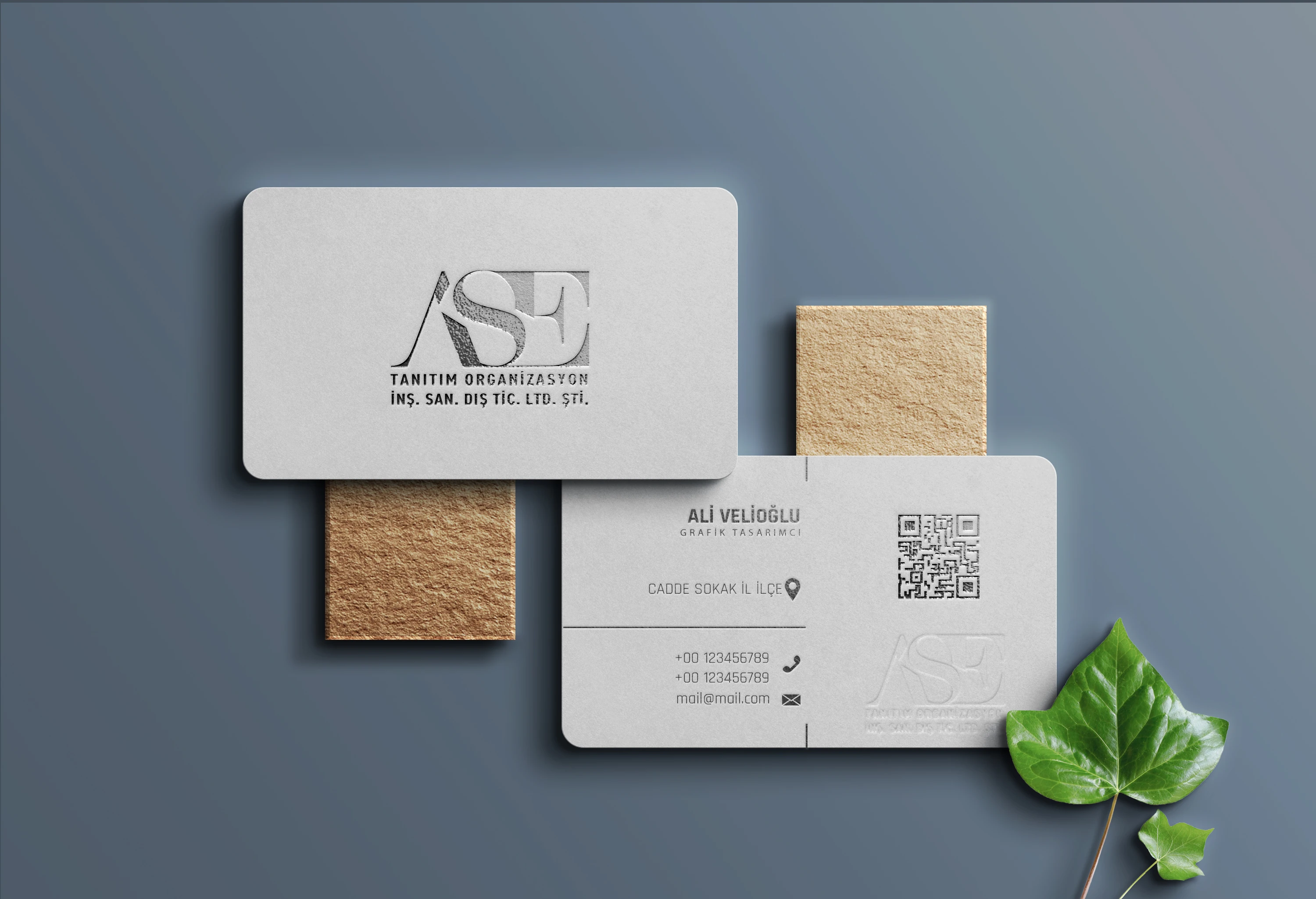 Varak Yaldız Baskılı Kartvizit