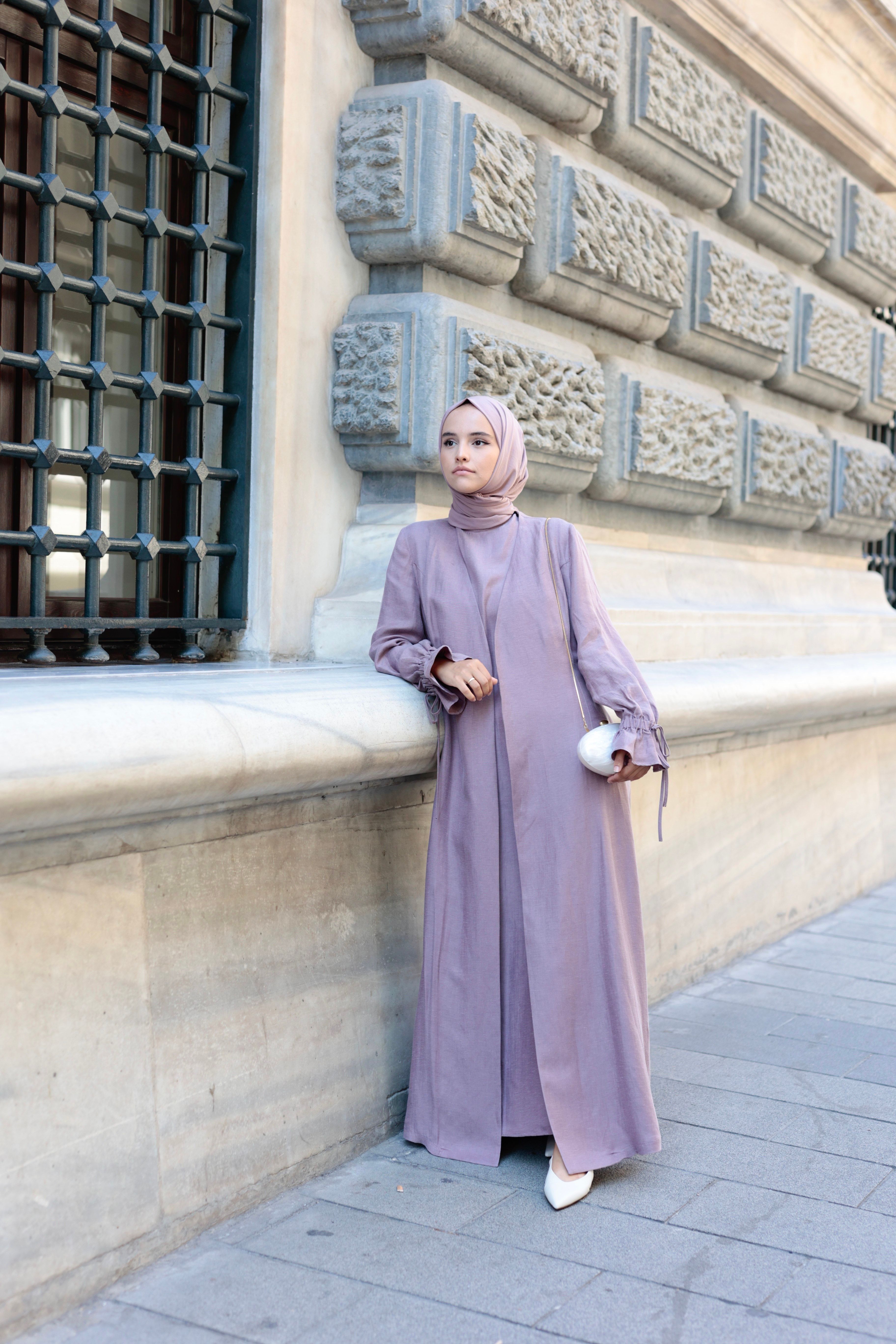 Paria Abaya