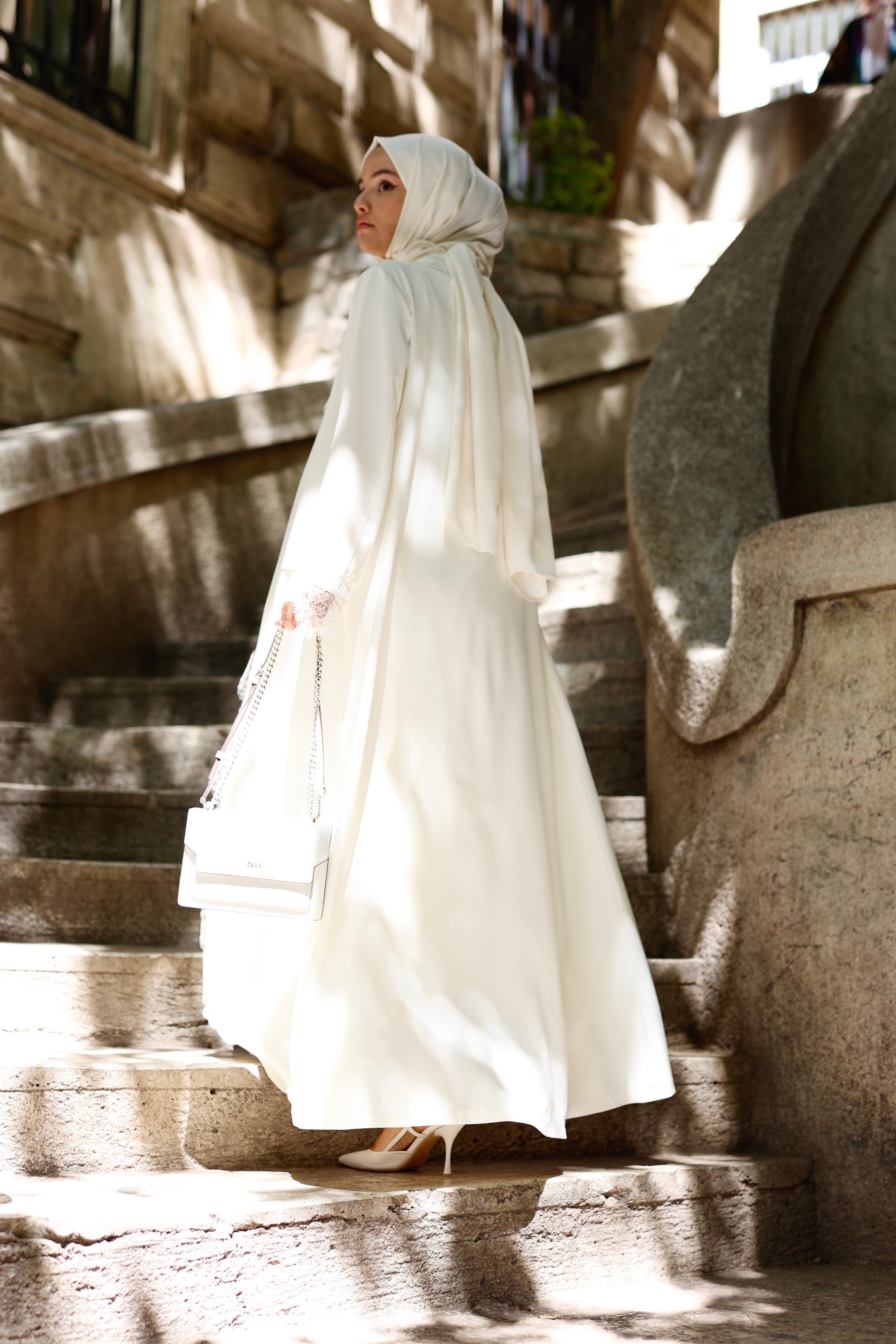 Elise Abaya