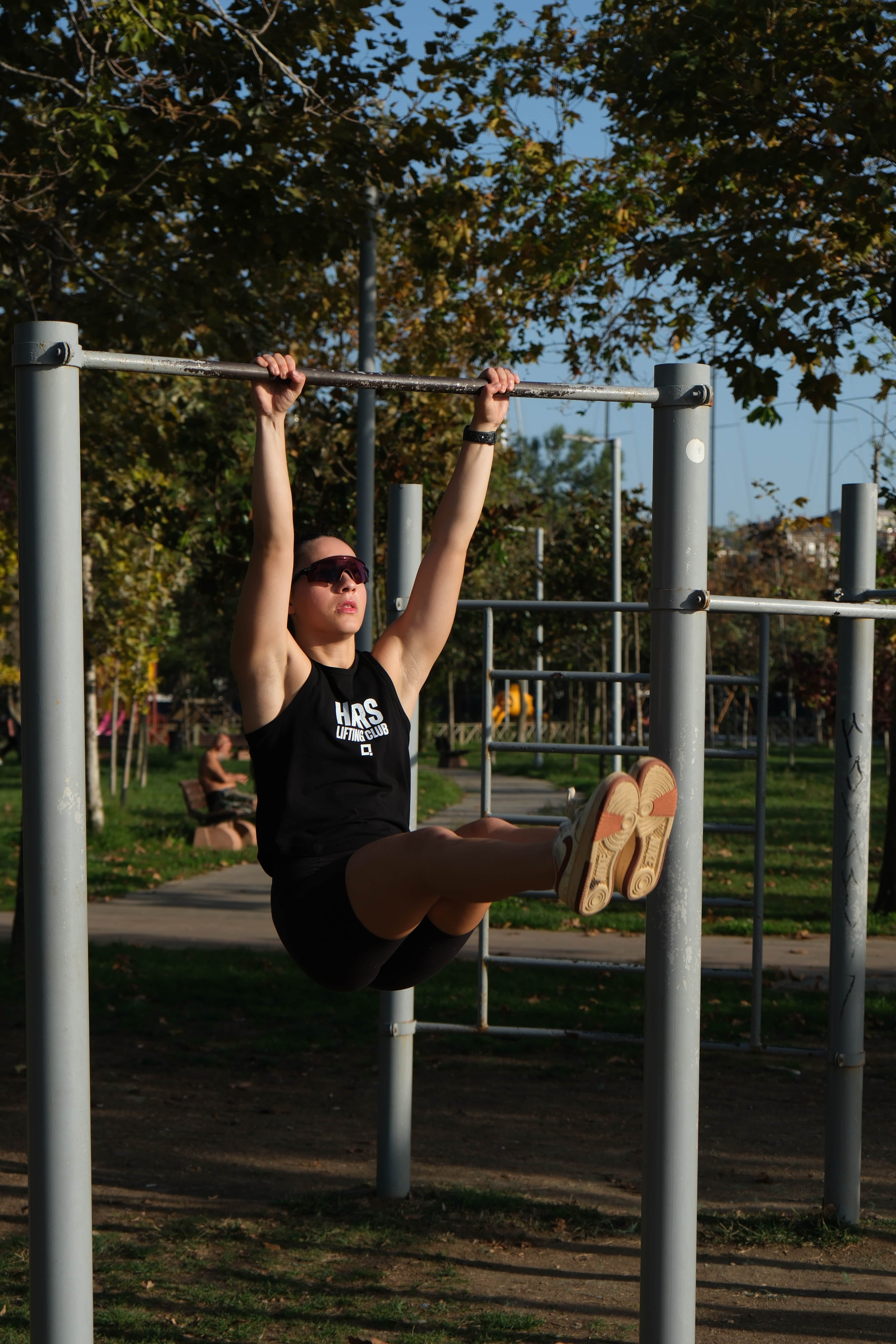 SİYAH "GIRLS WHO LIFT" CROPPED TANK