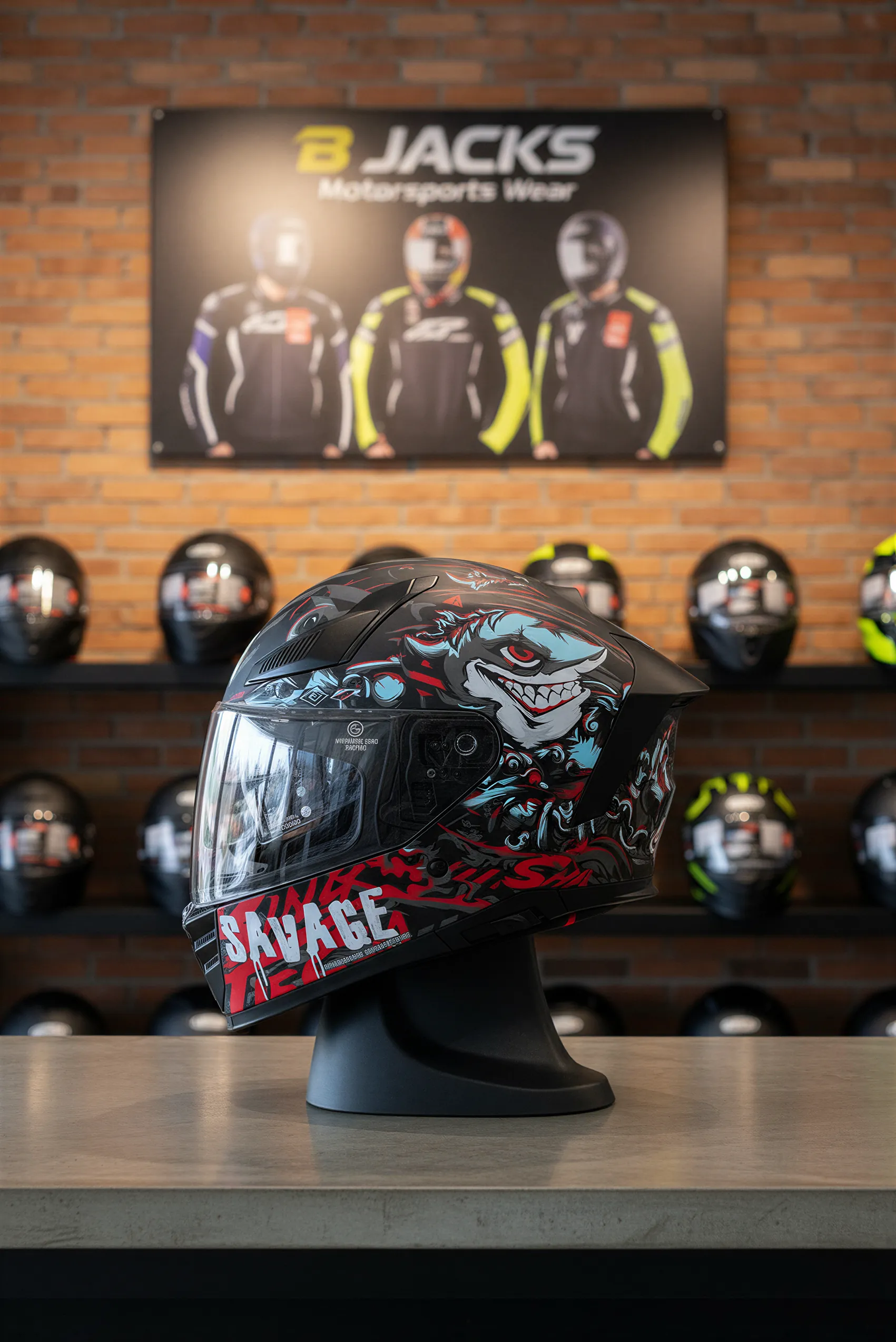 Nukro YM-853 Savage Kapalı Motosiklet Kaskı | Pinlock 30 Dahil | Güçlü, Konforlu ve Şık Tasarım