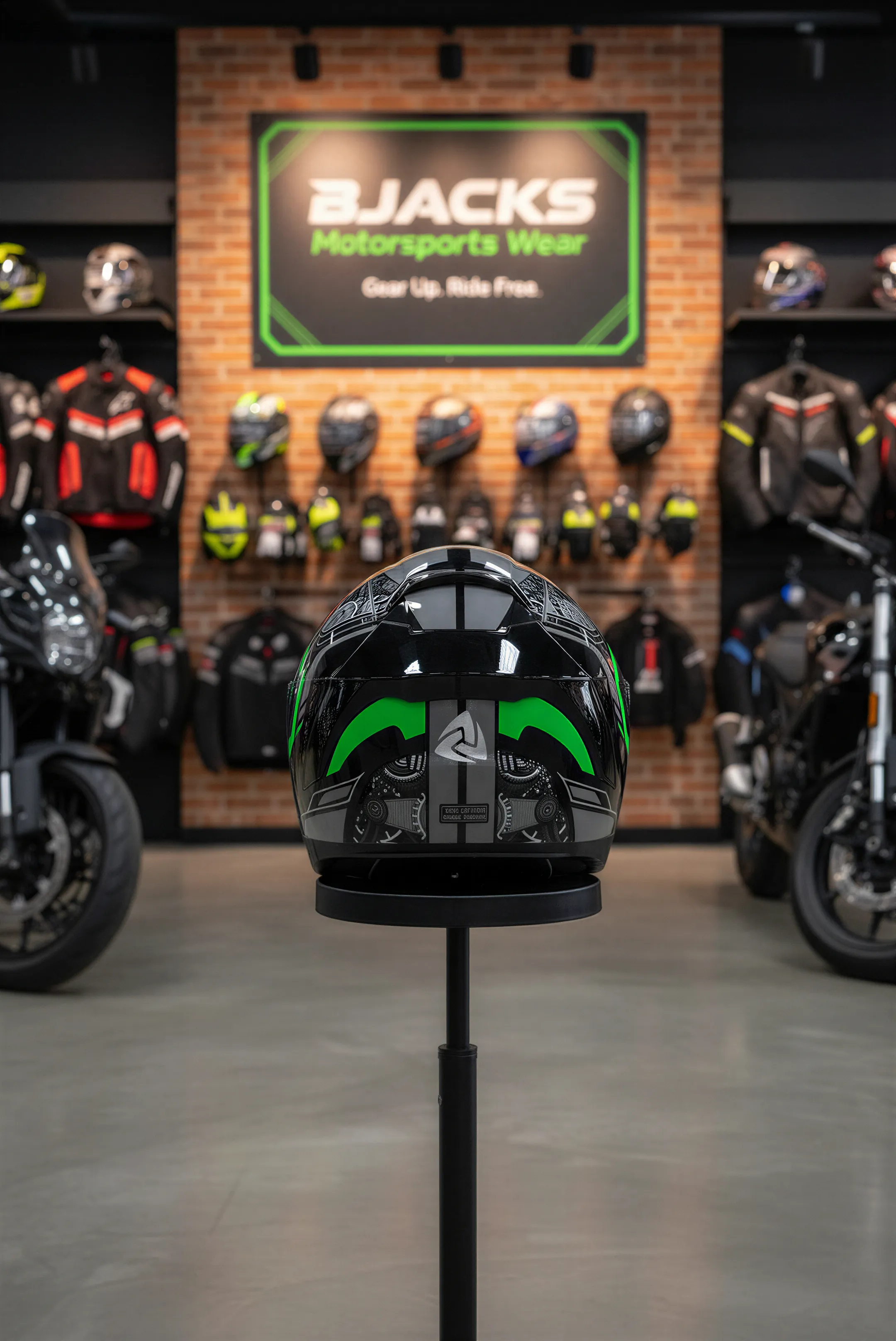 Nukro YM-853 Combat Green Black Kapalı Kask | Pinlock 30 Dahil | Üst Düzey Güvenlik ve Konfor