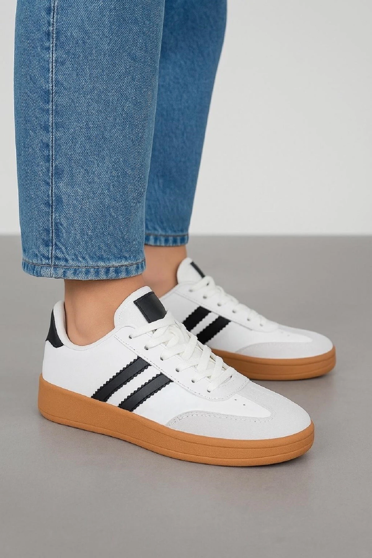 Unisex Kadın Erkek Kız Çocuk Şeritli Anatomik Rahat Taban Günlük Sneaker Spor Ayakkabı Beyaz