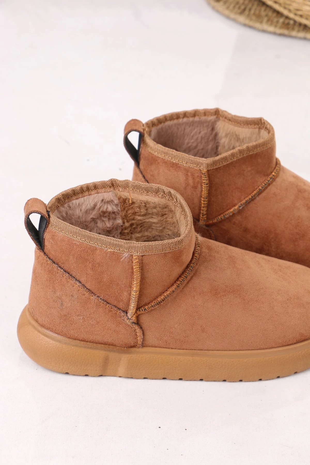 Kadın Ultra Bot – Kısa Konçlu Kürklü Kışlık Günlük Rahat