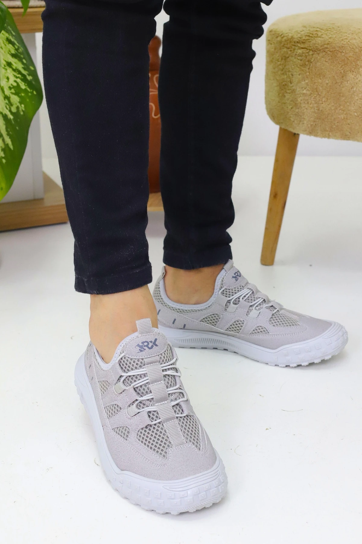 Rahat Lastikli Yazlık Kokulu Taban Erkek Spor Ayakkabı Snaekers