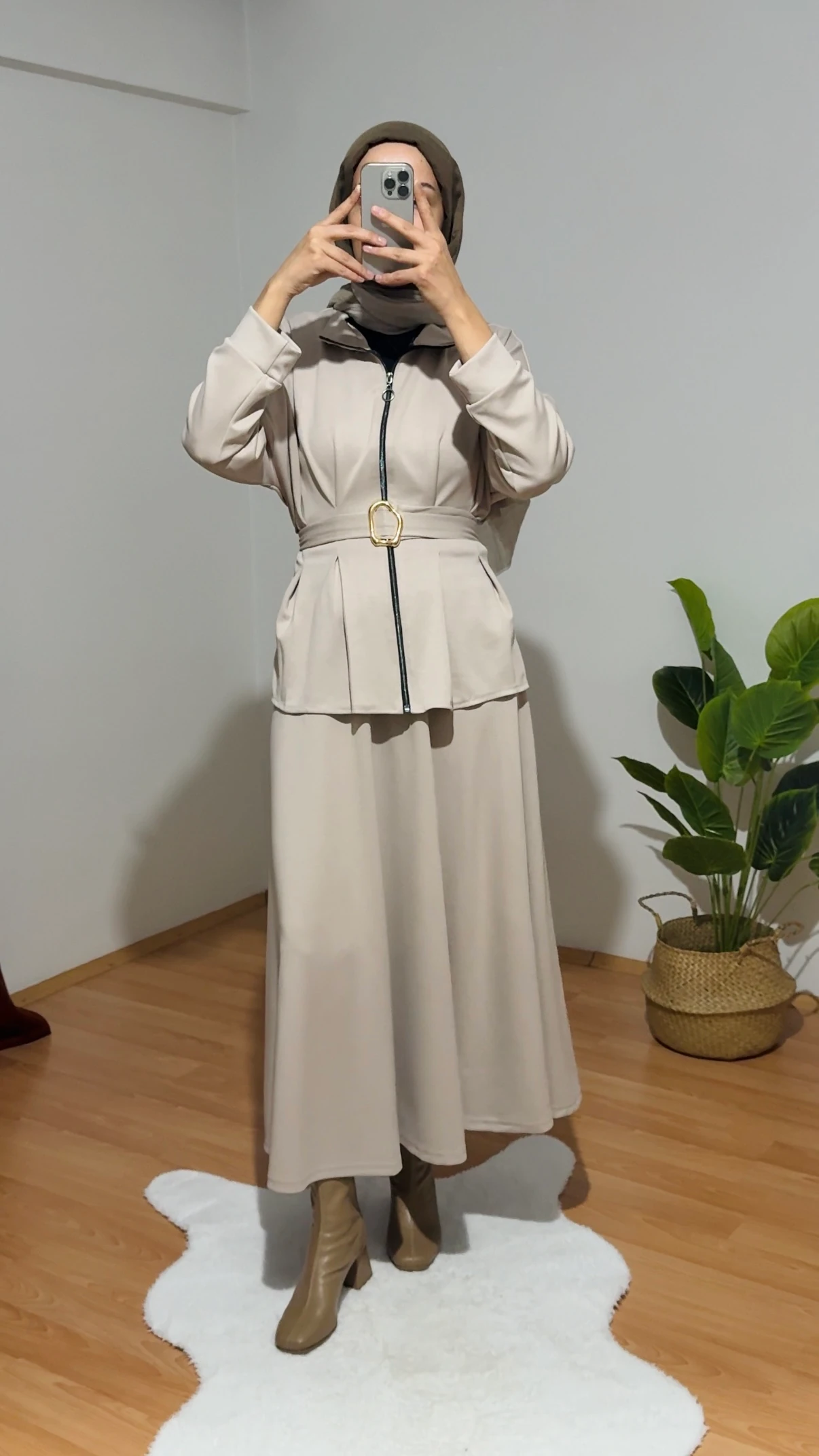 OYSHO KUMAŞ ETEKLİ TAKIM KREM