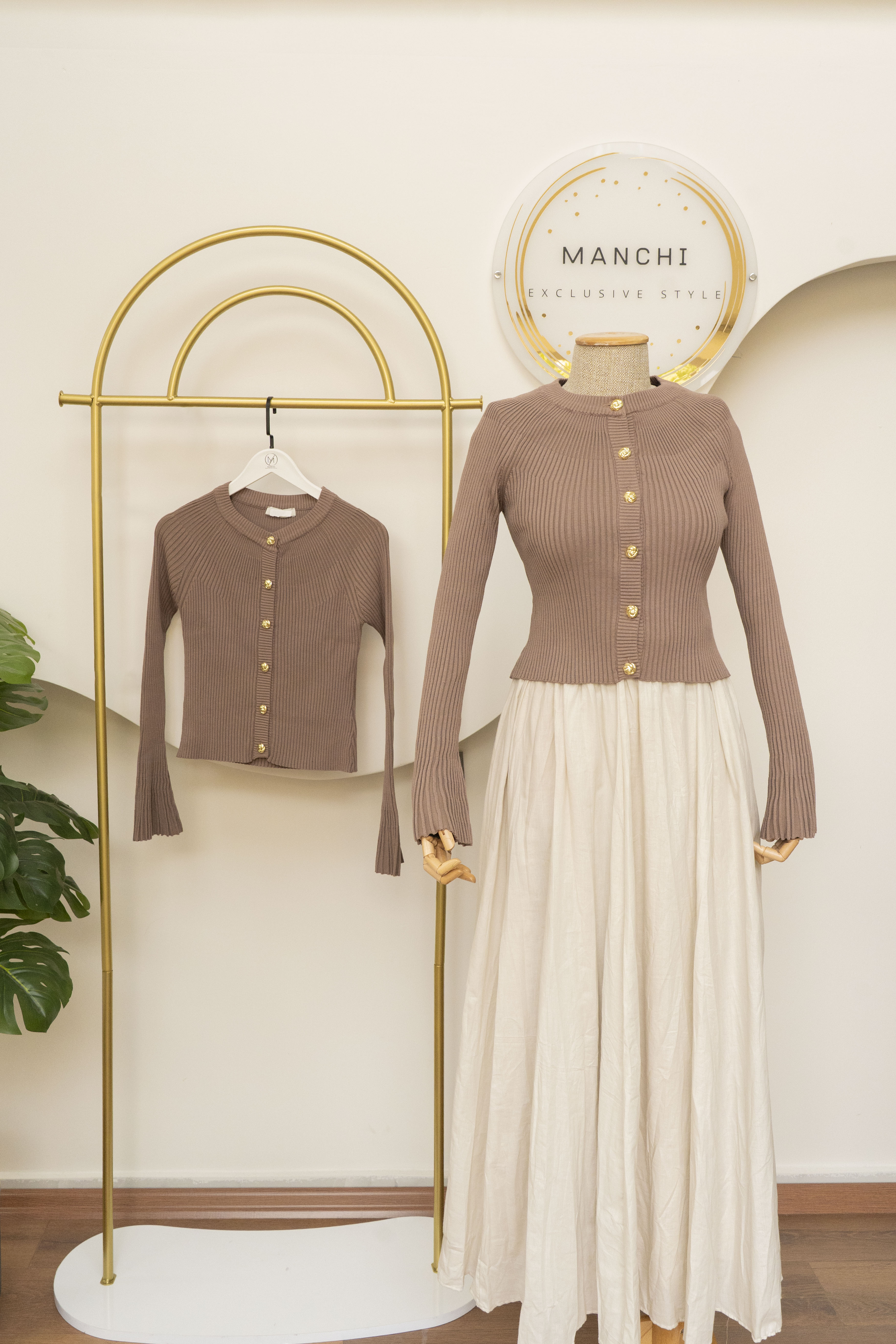 Triko Sütlü Kahve - İspanyol Kol -  Gold Düğmeli