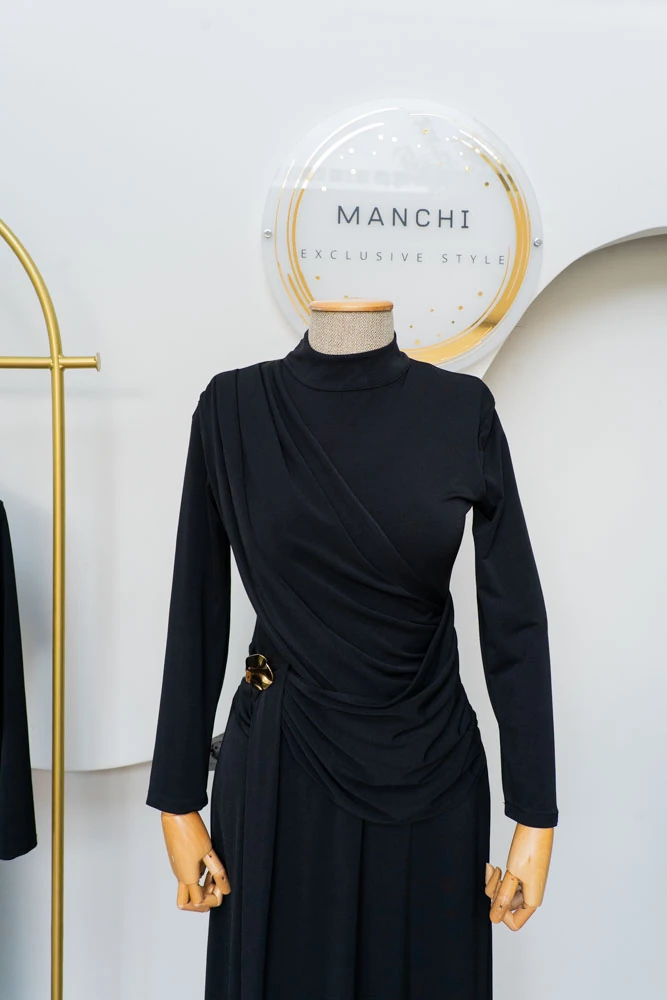 Siyah Drapeli Elbise - Gold Toka