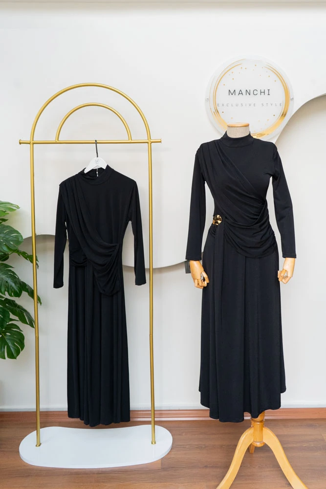 Siyah Drapeli Elbise - Gold Toka
