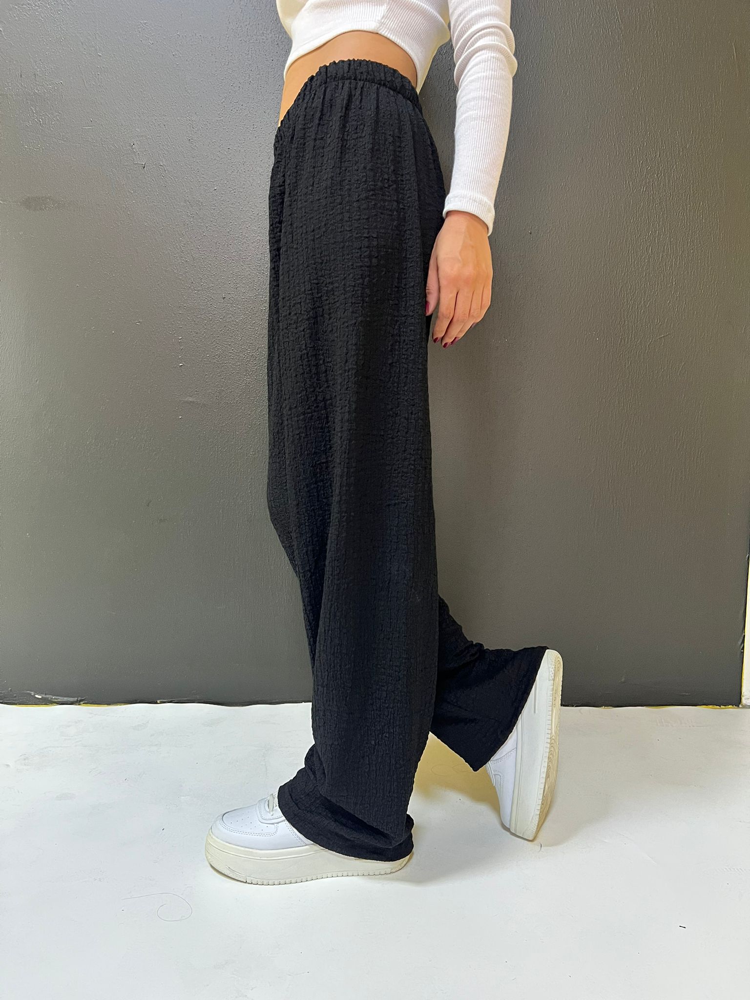 PREMIUM BÜRÜMCÜK GOFRE KUMAŞ YÜKSEK BEL SİYAH PANTOLON