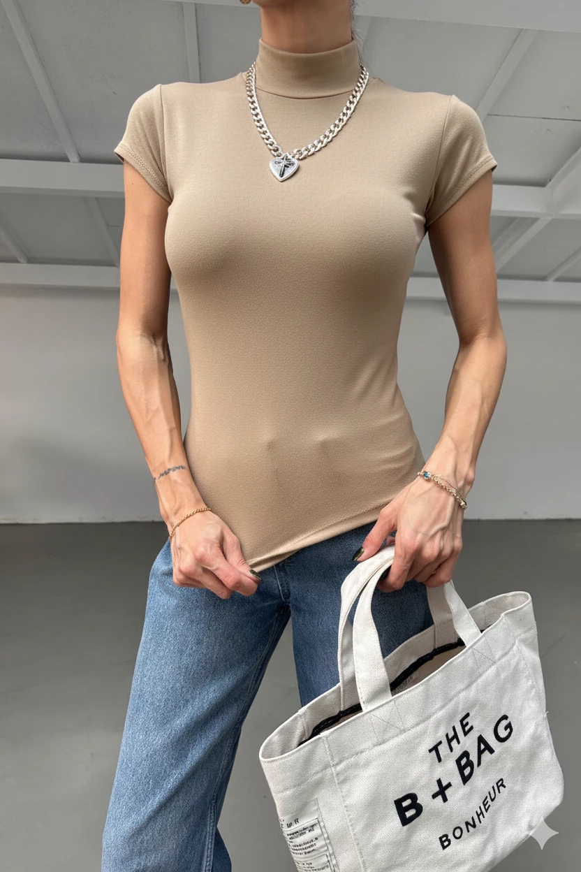 Dik Yaka Bej Kolsuz Bluz