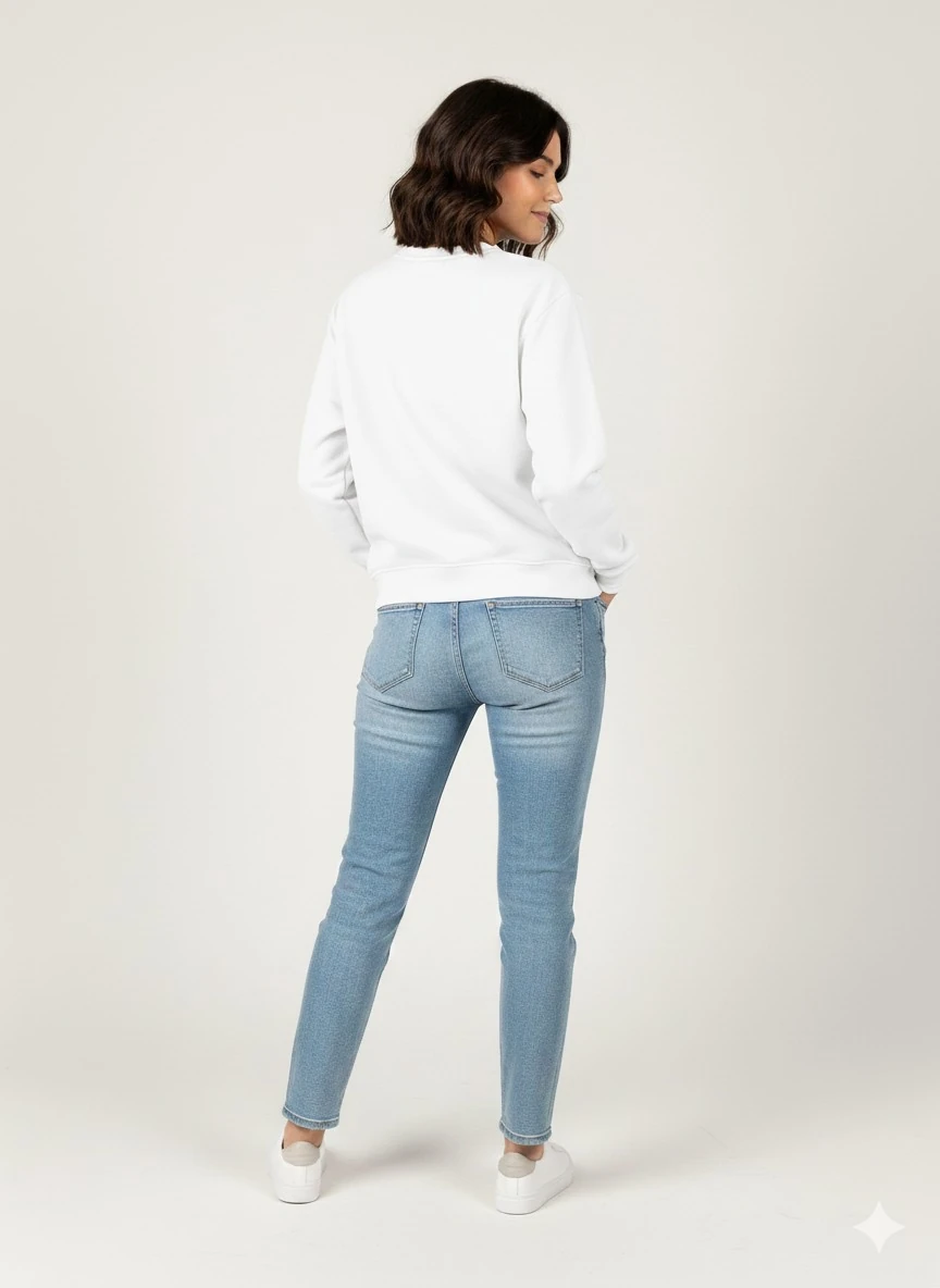 Beyaz nakış detaylı üç iplik yuvarlak yaka spor sweatshirt