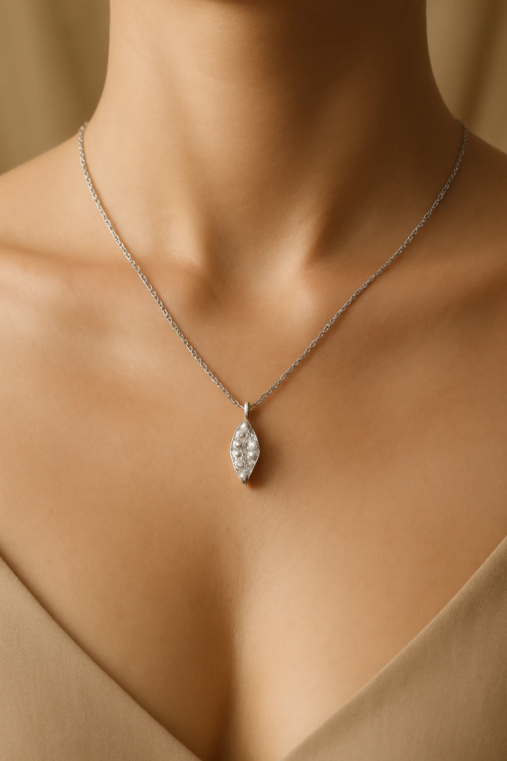 Marquise Cut Tektaş Pırlanta Kolye – 14K Silver