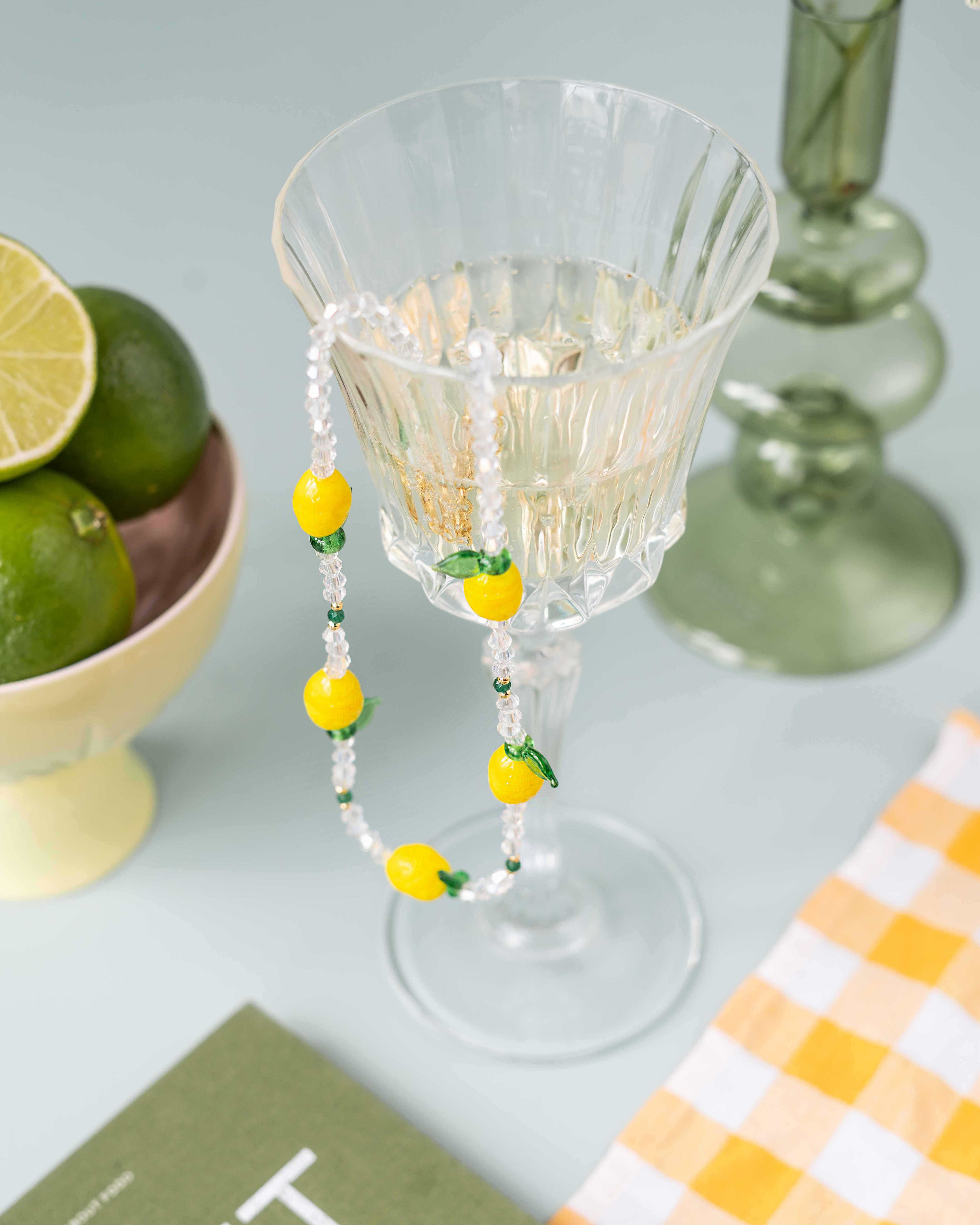 FUN LEMON NECKLACE