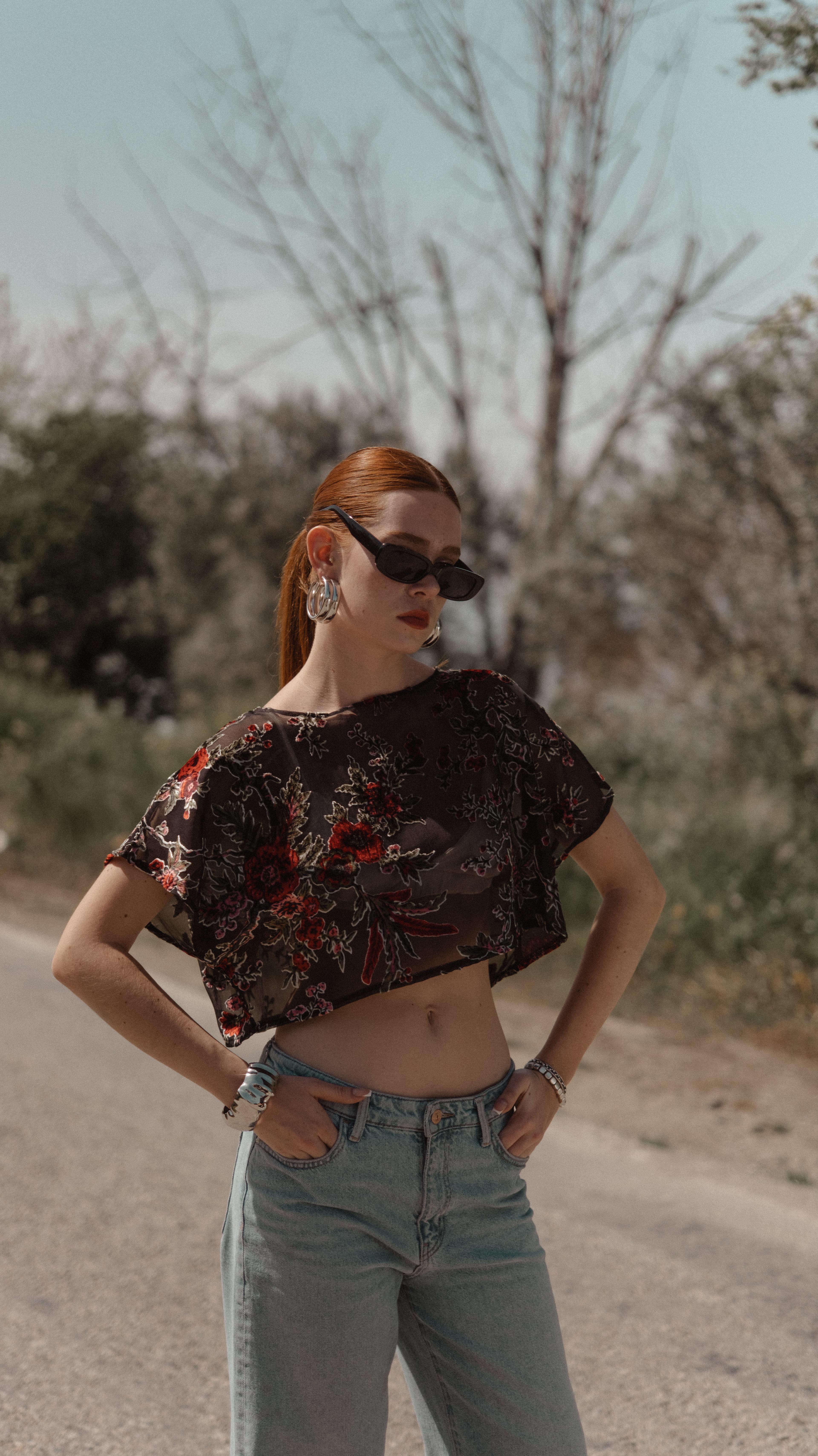 Bedensiz Brode Crop - Siyah Kırmızı