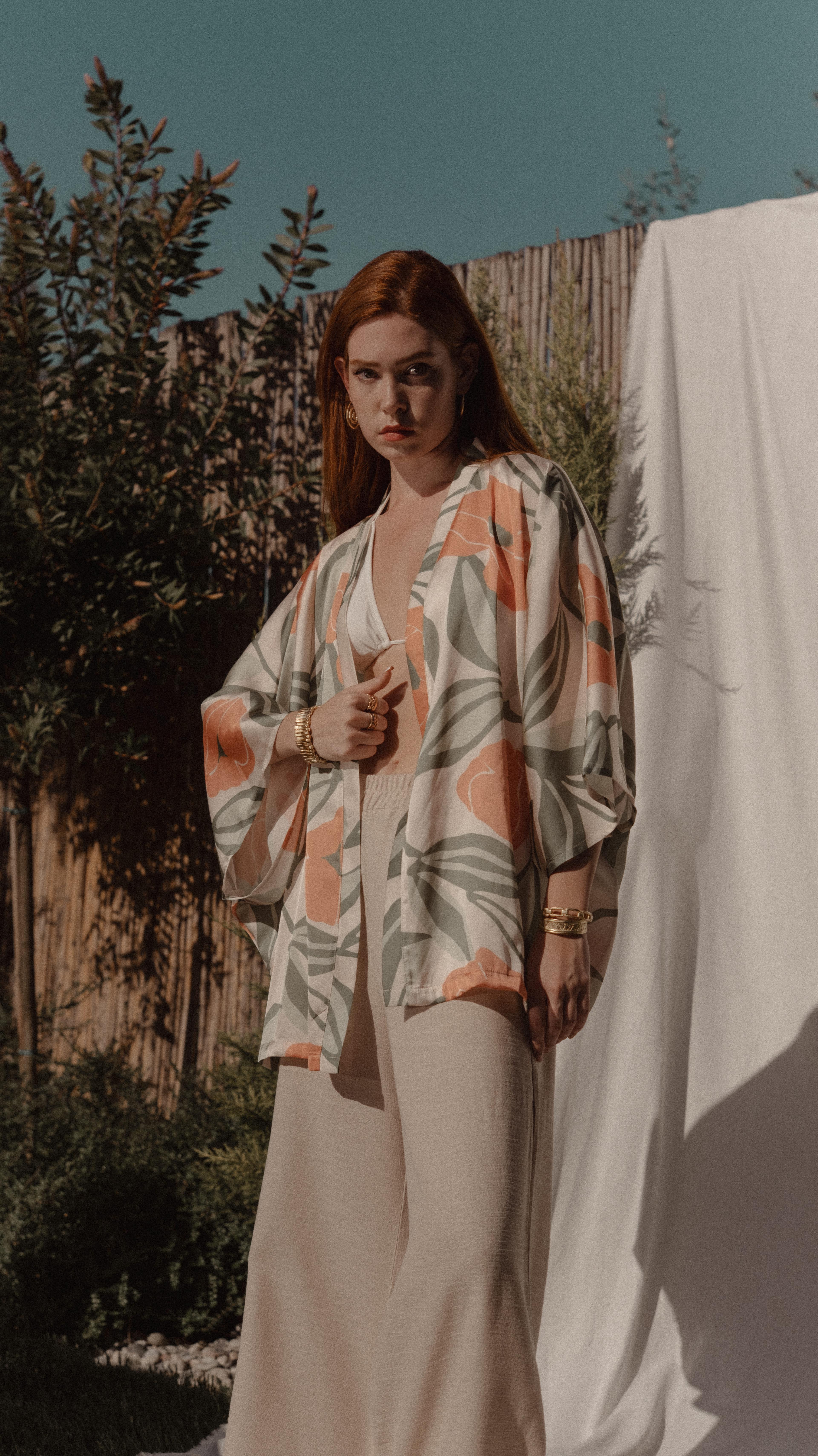 Çiçek Desenli Saten Oversize Kimono - Yeşil Turuncu