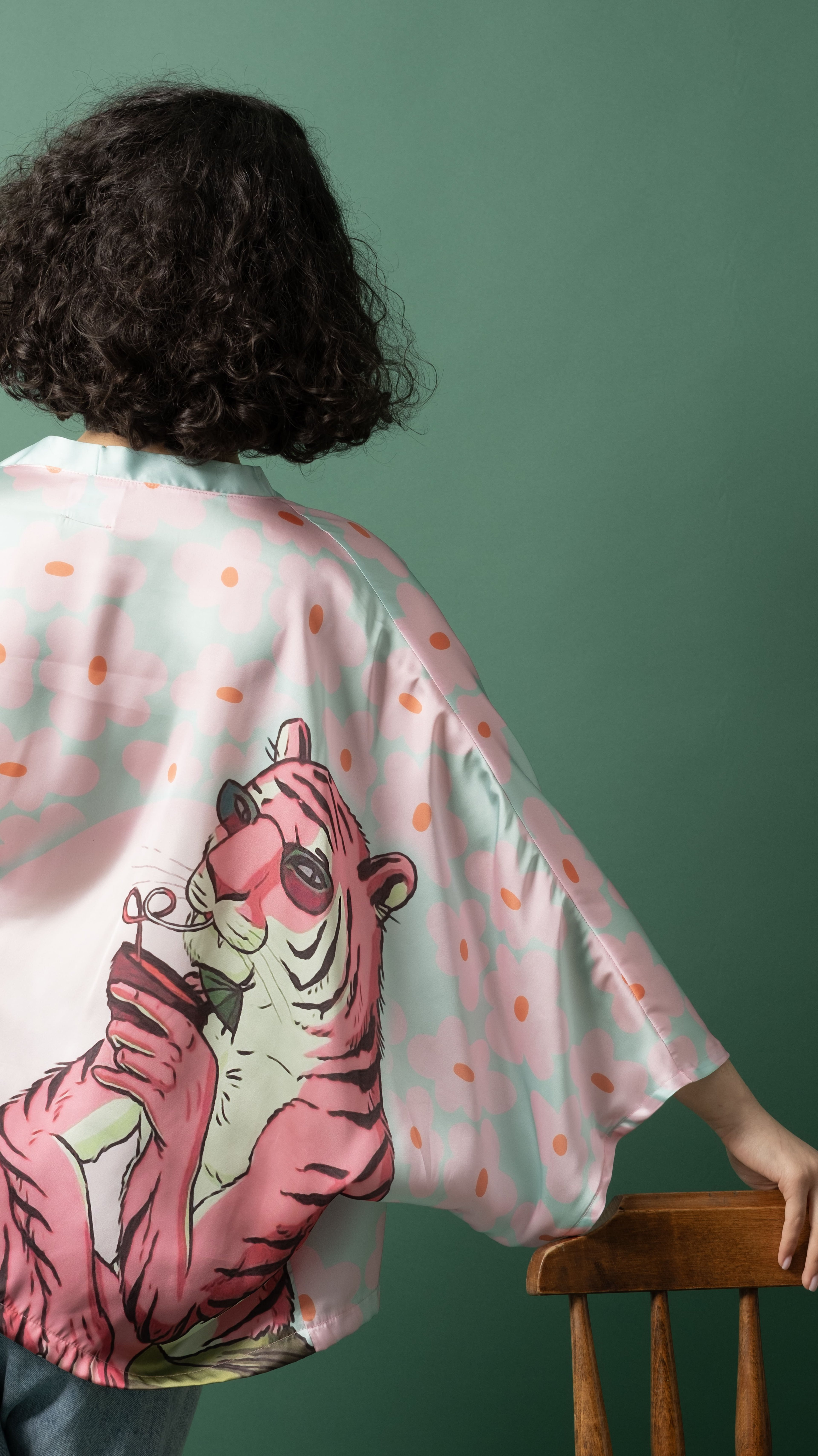 Saten Oversize Bedensiz Kimono - Cosmopolitan - Pembe